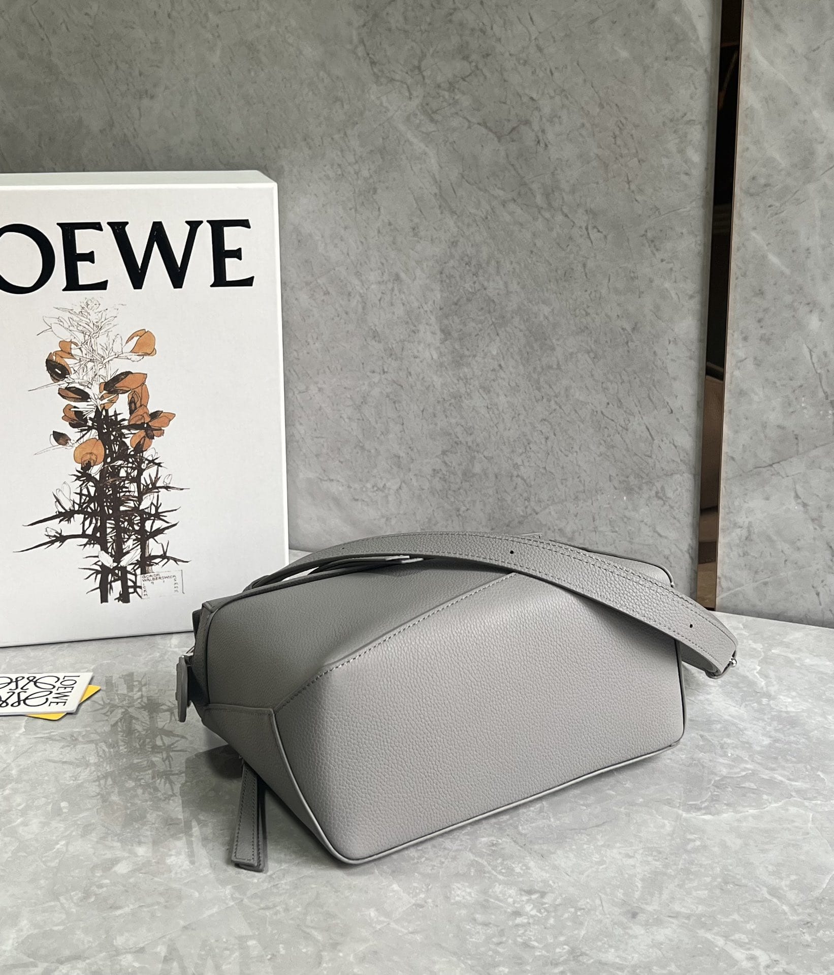 LOEWE Small Puzzle Bag In  Calfskin - Pearl Grey