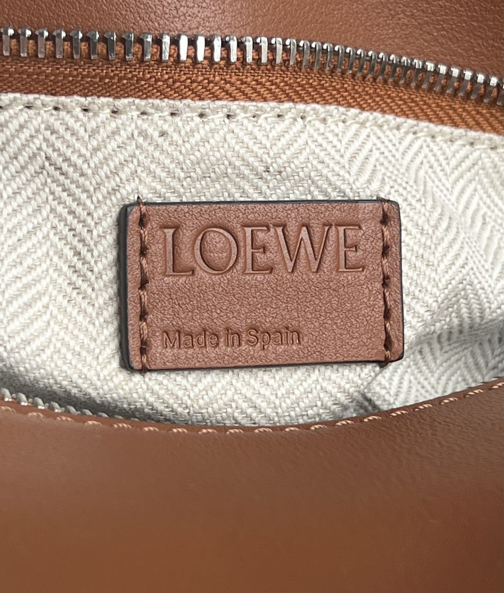 LOEWE Small Puzzle Bag In  Calfskin - Tan