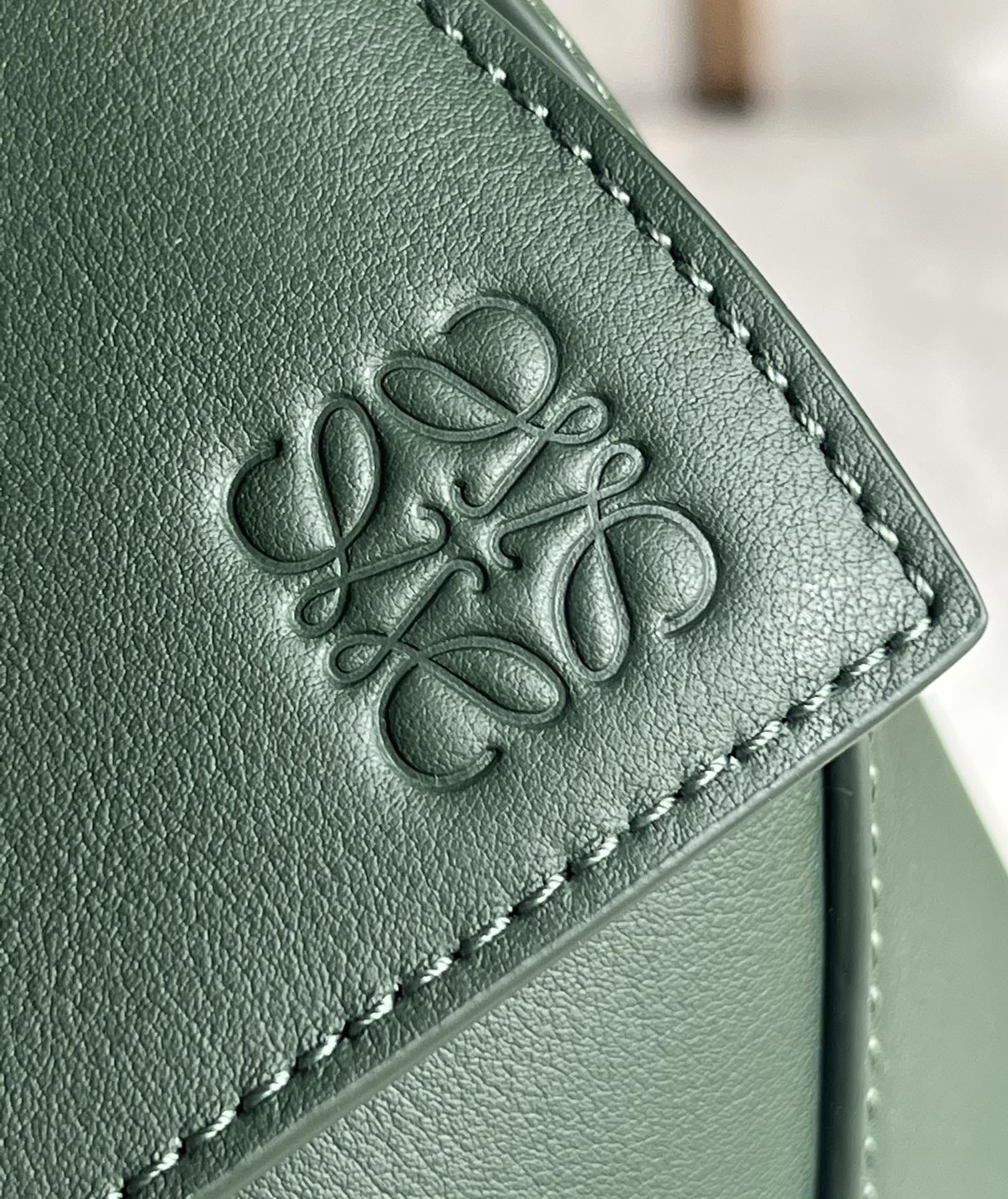 LOEWE Small Puzzle Bag In  Calfskin - Bottle Green