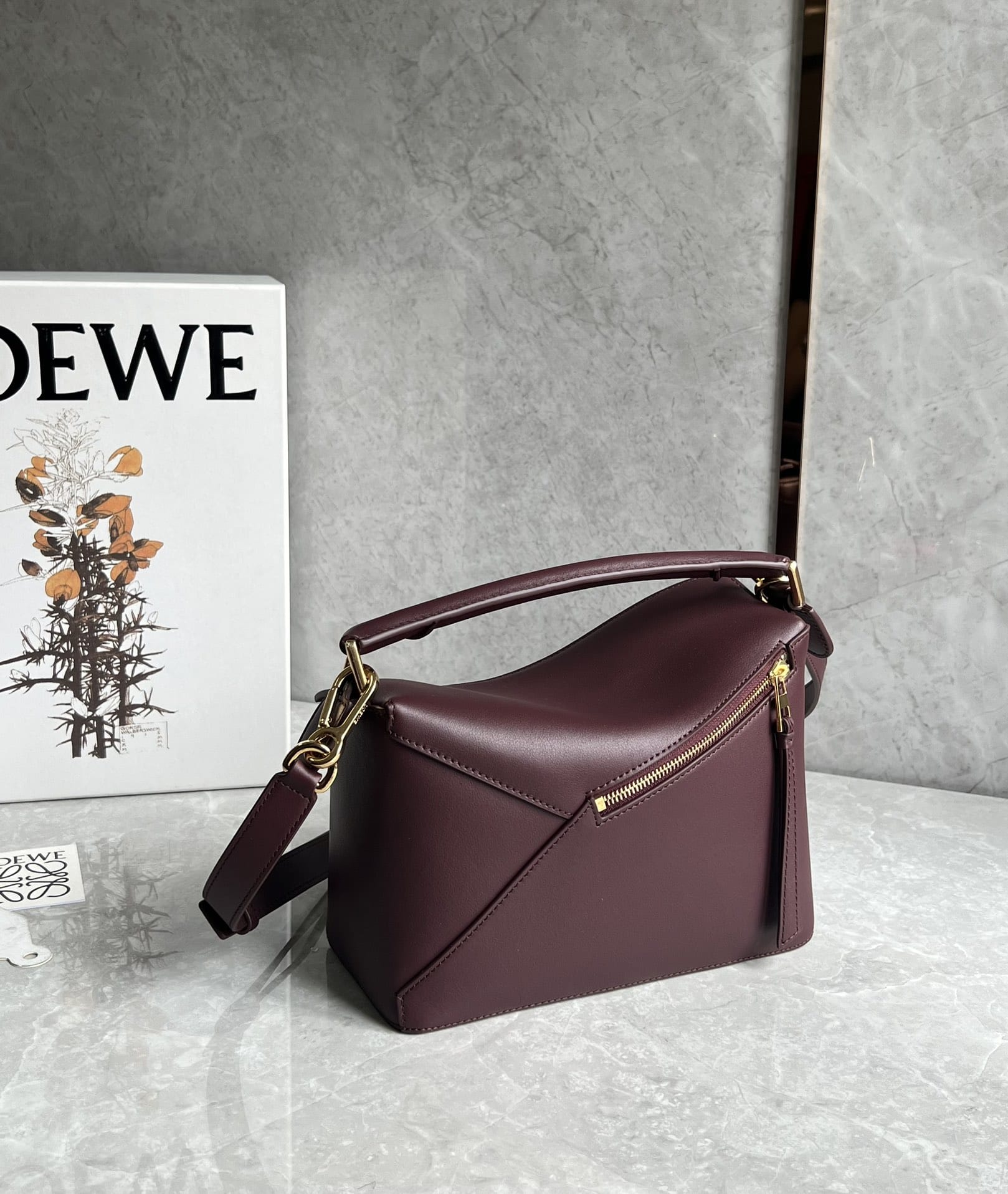 LOEWE Small Puzzle Bag In  Calfskin - Dark Burgundy