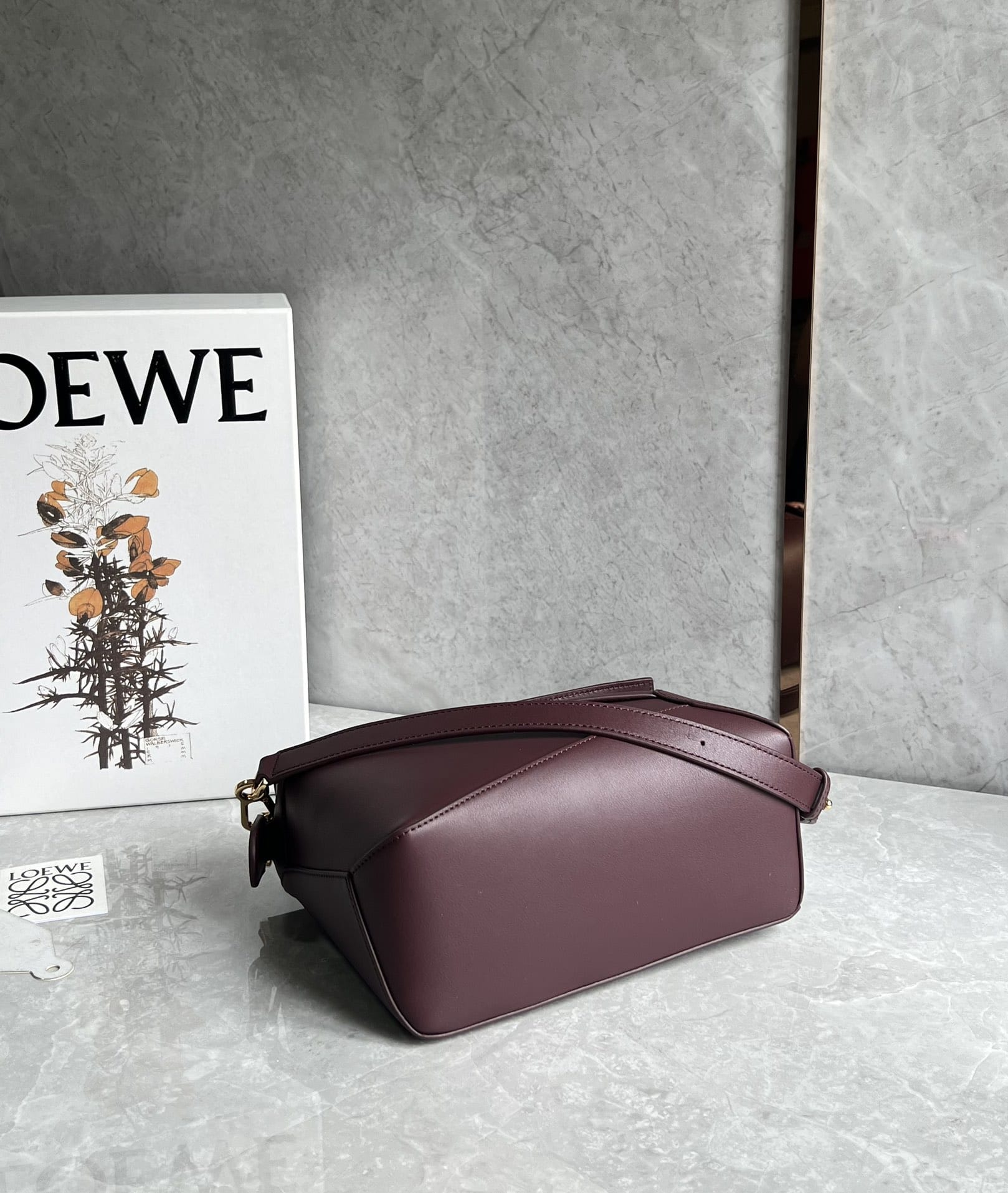 LOEWE Small Puzzle Bag In  Calfskin - Dark Burgundy