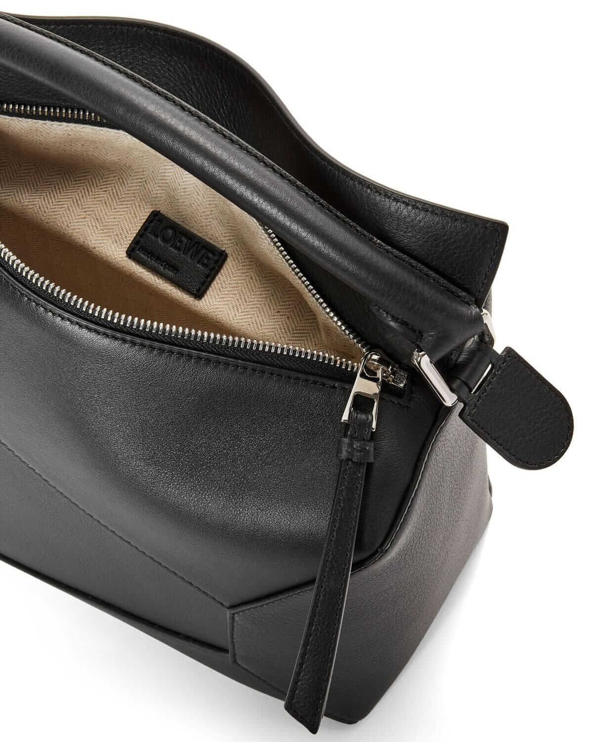 LOEWE Medium Puzzle Bag In  Calfskin - Black