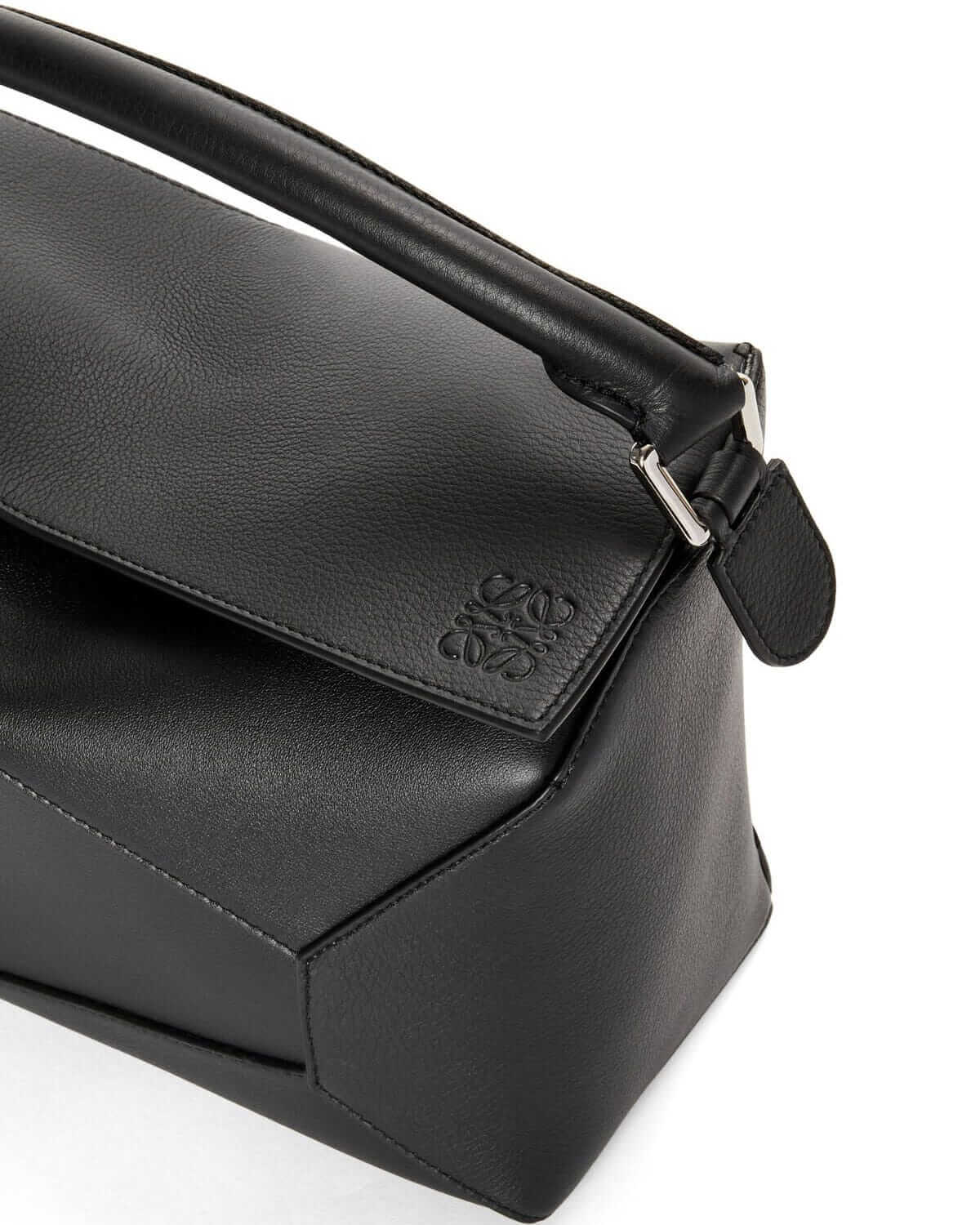 LOEWE Medium Puzzle Bag In  Calfskin - Black