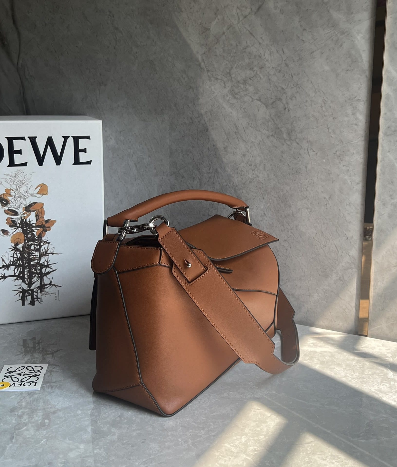 LOEWE Medium Puzzle Bag In  Calfskin - Tan