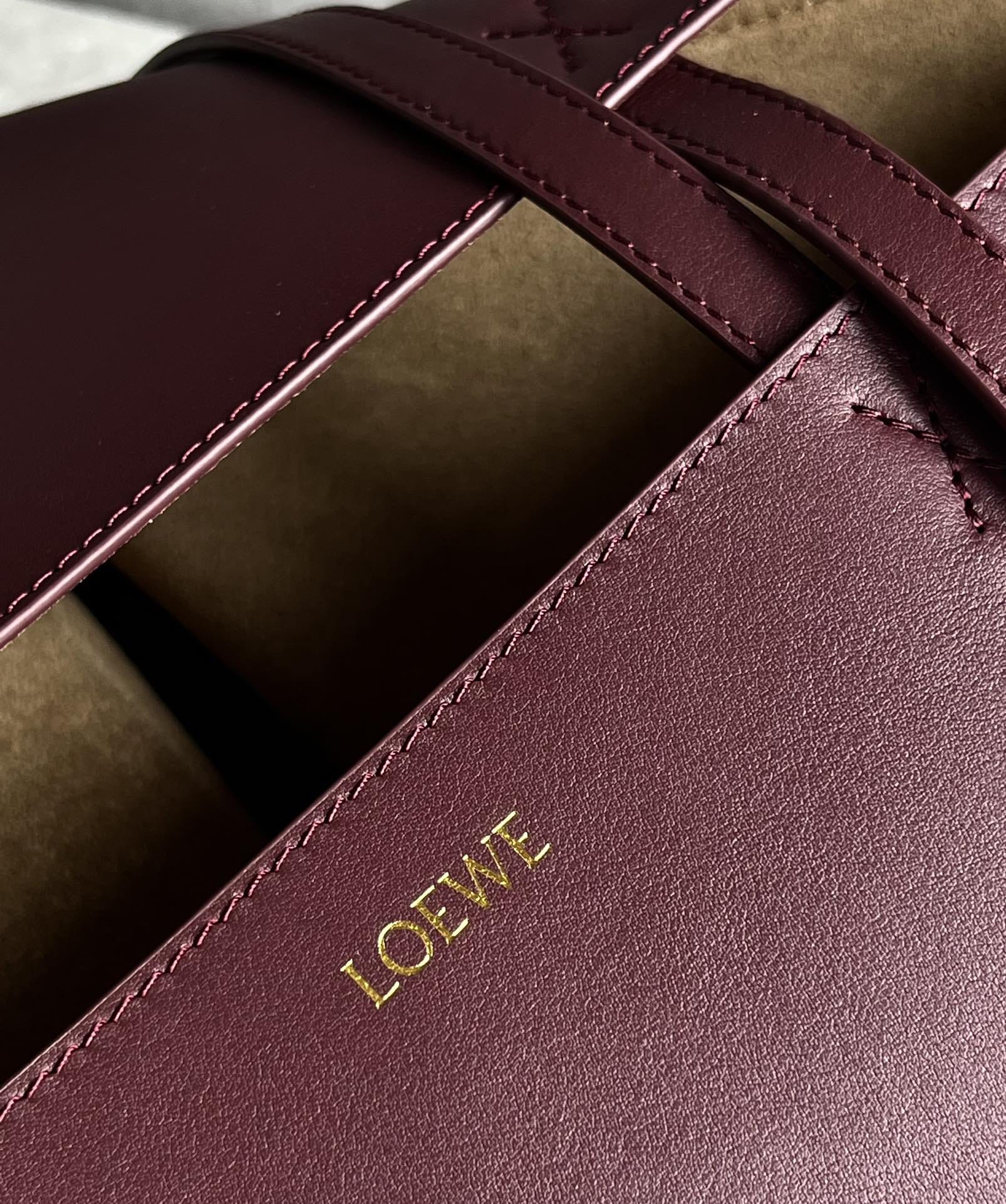 LOEWE Medium Puzzle Fold Tote Bag In Calfskin - Dark Burgundy