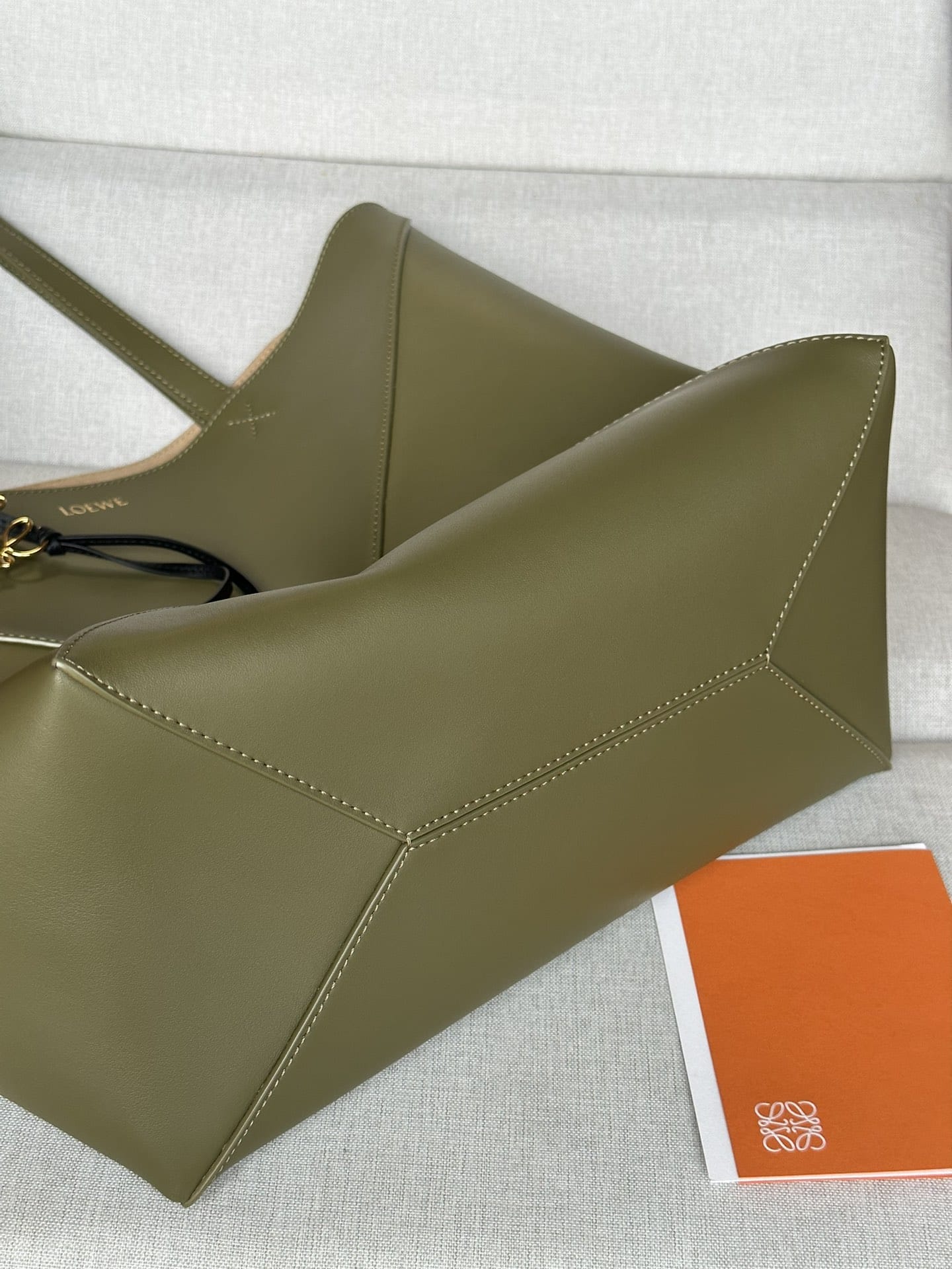 LOEWE XL Puzzle Fold Tote Bag In Calfskin - Olive