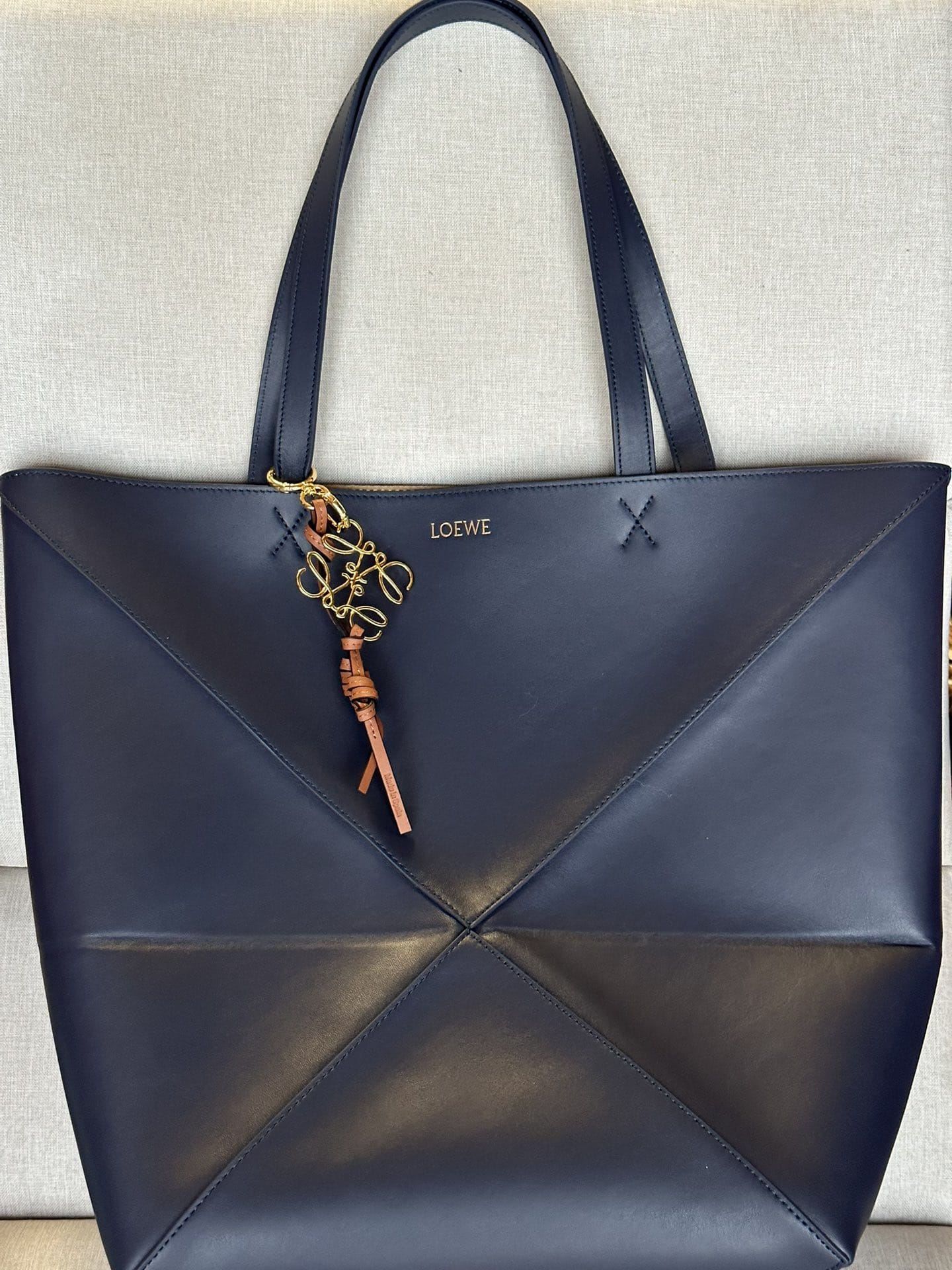 LOEWE XL Puzzle Fold Tote Bag In Calfskin - Abyss Blue