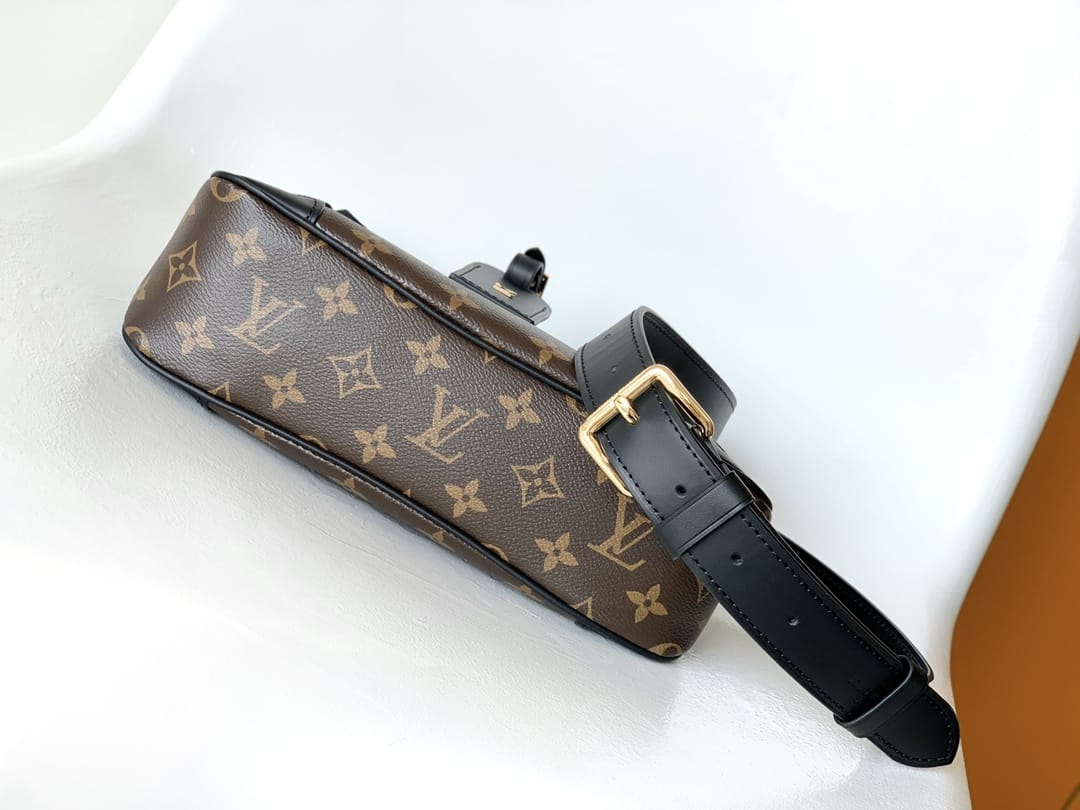 Louis Vuitton Odeon PM Shoulder Bag in Monogram Canvas