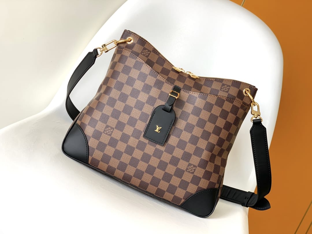 Louis Vuitton Odeon MM Shoulder Bag in Damier Canvas