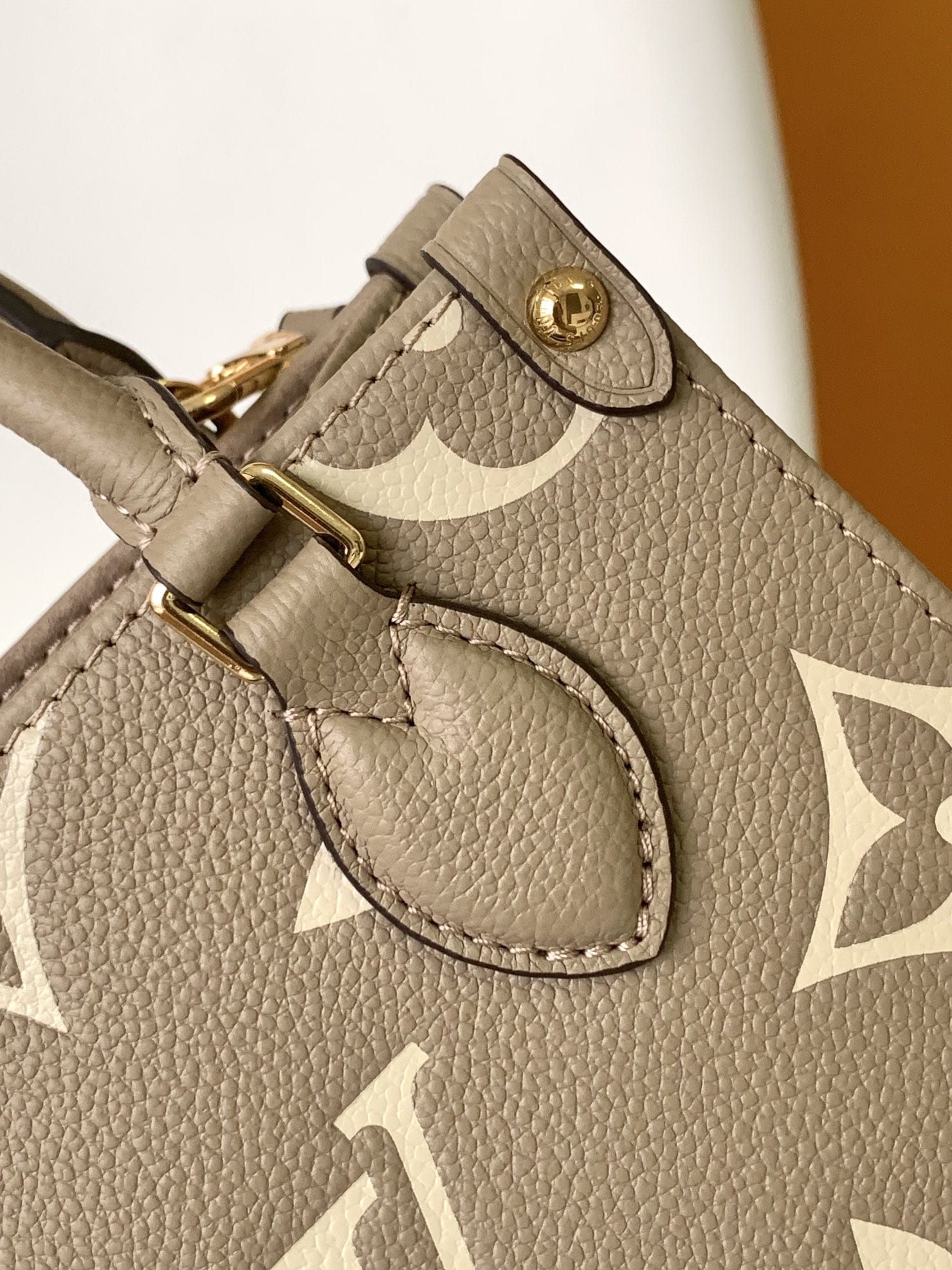 Louis Vuitton OnTheGo BB Toto Bag in Bicolor Monogram Empreinte Leather - Gray/Cream