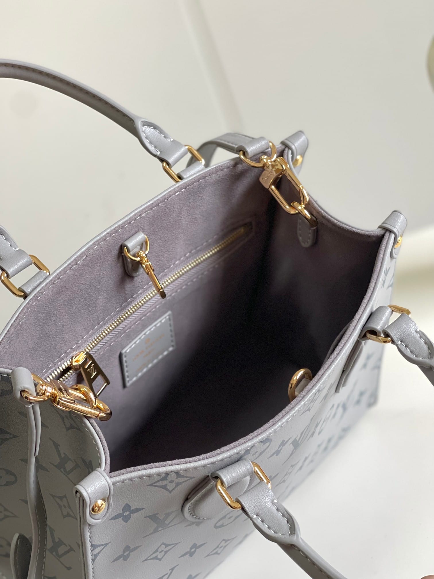 Louis Vuitton OnTheGo PM Toto Bag in Calfskin Leather - Gray