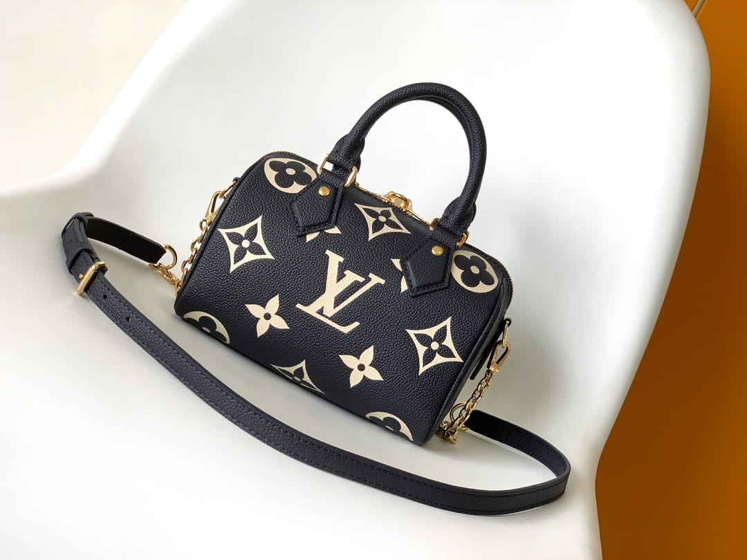 Louis Vuitton Speedy Bandoulière 20 Handle Shoulder Bag in Bicolor Monogram Leather - Navy Blue/Cream