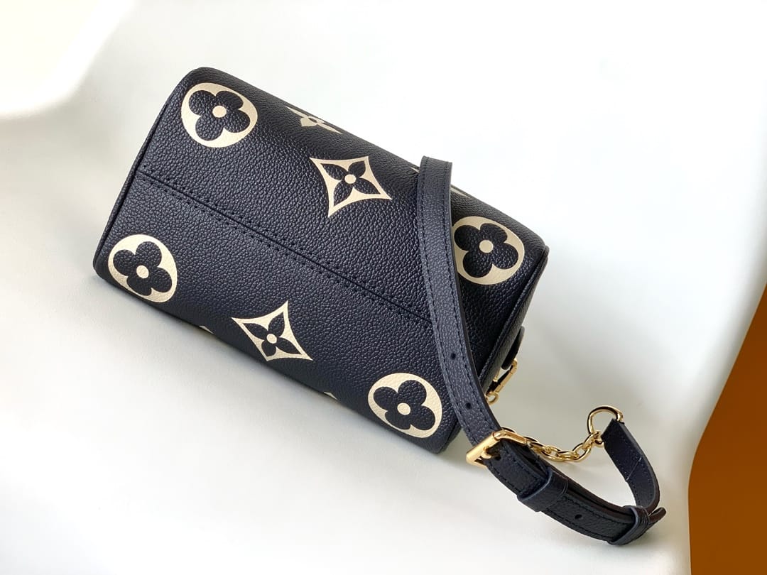 Louis Vuitton Speedy Bandoulière 20 Handle Shoulder Bag in Bicolor Monogram Leather - Navy Blue/Cream