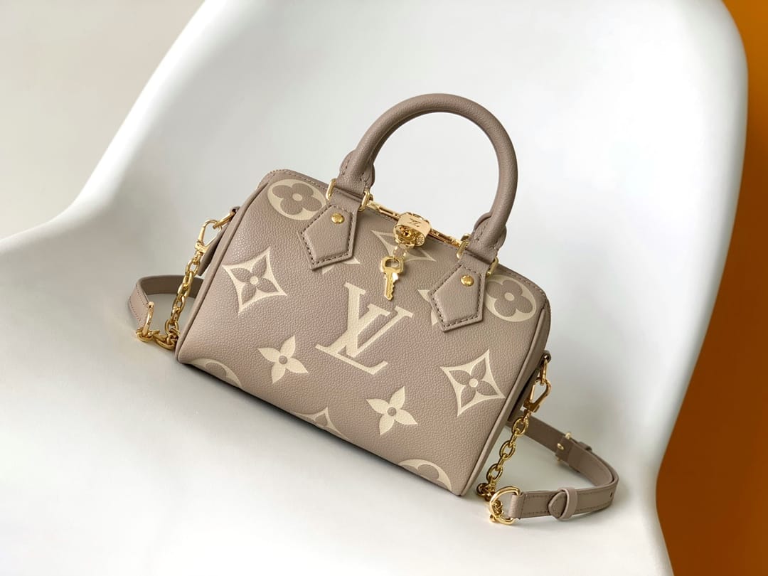 Louis Vuitton Speedy Bandoulière 20 Handle Shoulder Bag in Bicolor Monogram Leather - Gray/Beige