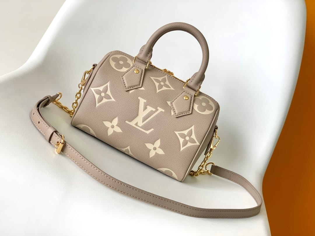 Louis Vuitton Speedy Bandoulière 20 Handle Shoulder Bag in Bicolor Monogram Leather - Gray/Beige