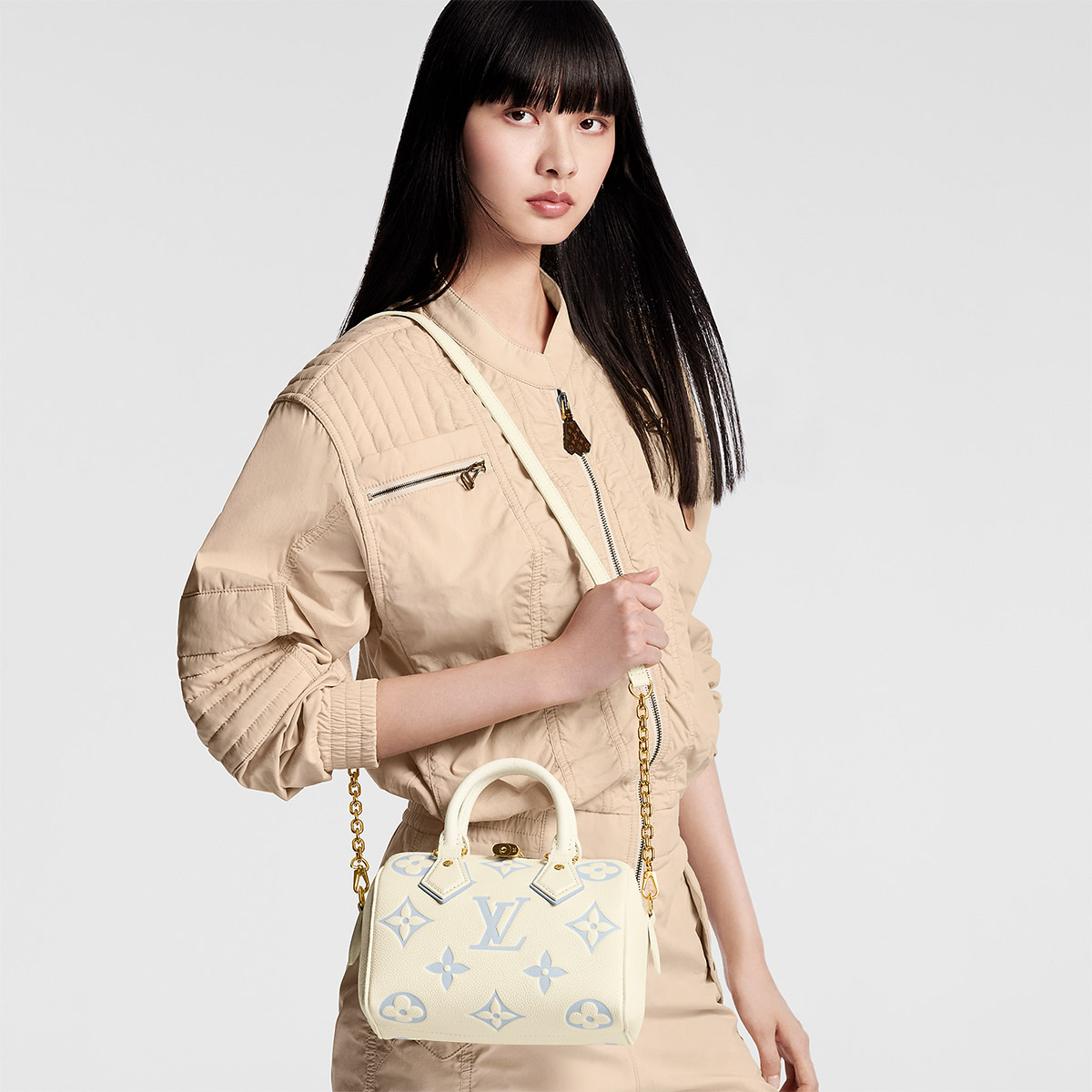 Louis Vuitton Speedy Bandoulière 20 Handle Shoulder Bag in Bicolor Monogram Leather - Latte/Candy Blue