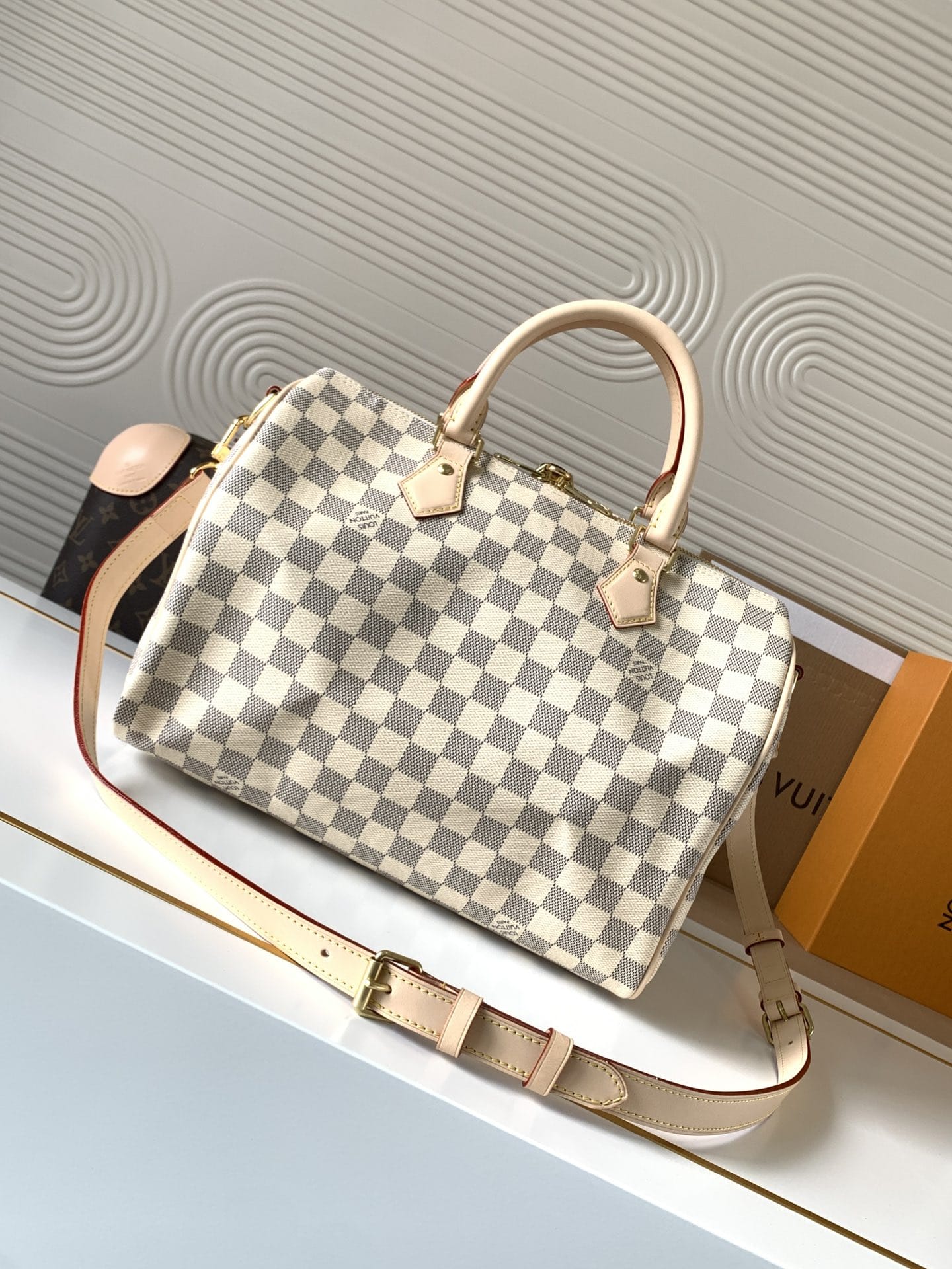 Louis Vuitton Speedy Bandoulière 30 Handle Shoulder Bag in Damier Azur Canvas