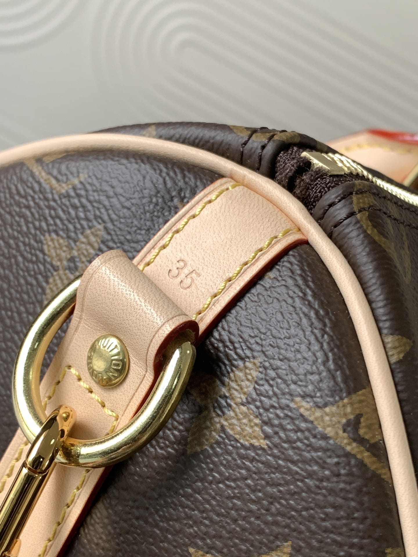 Louis Vuitton Speedy Bandoulière 35 Handle Shoulder Bag in Monogram Canvas