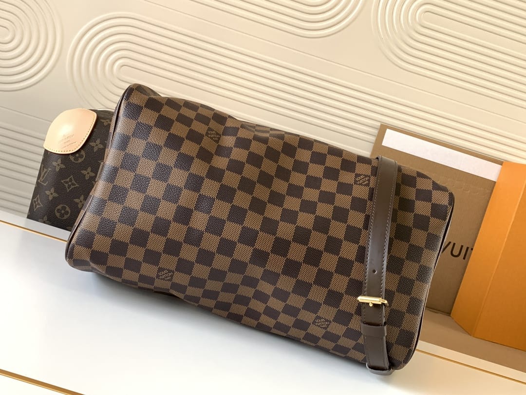 Louis Vuitton Speedy Bandoulière 35 Handle Shoulder Bag in Damier Ebene Canvas