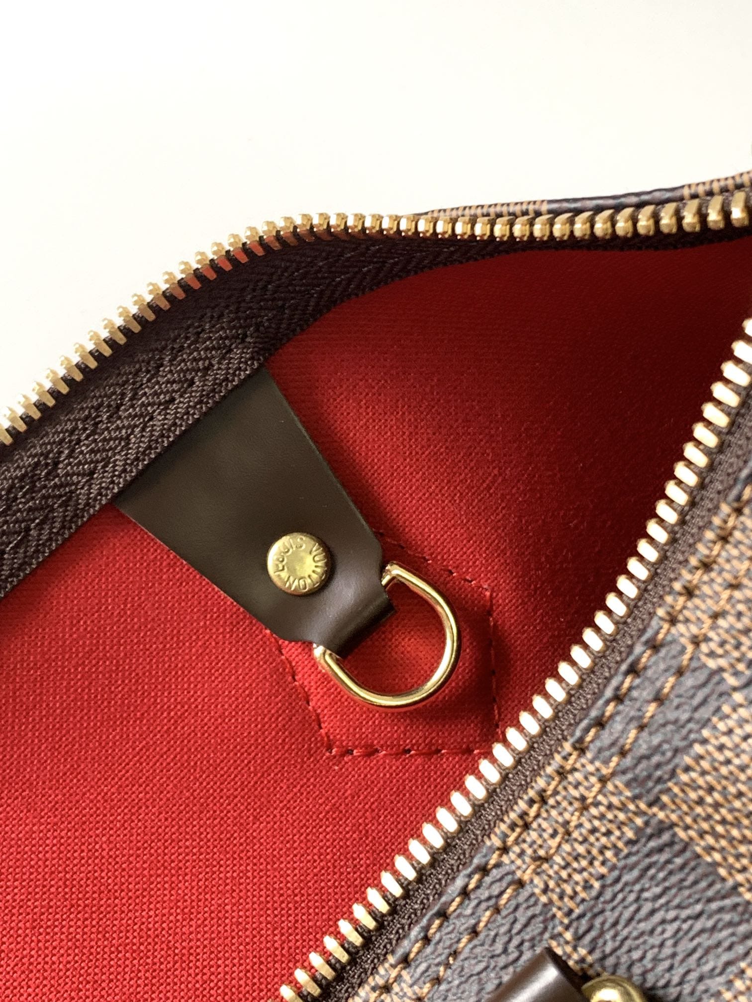 Louis Vuitton Speedy Bandoulière 35 Handle Shoulder Bag in Damier Ebene Canvas