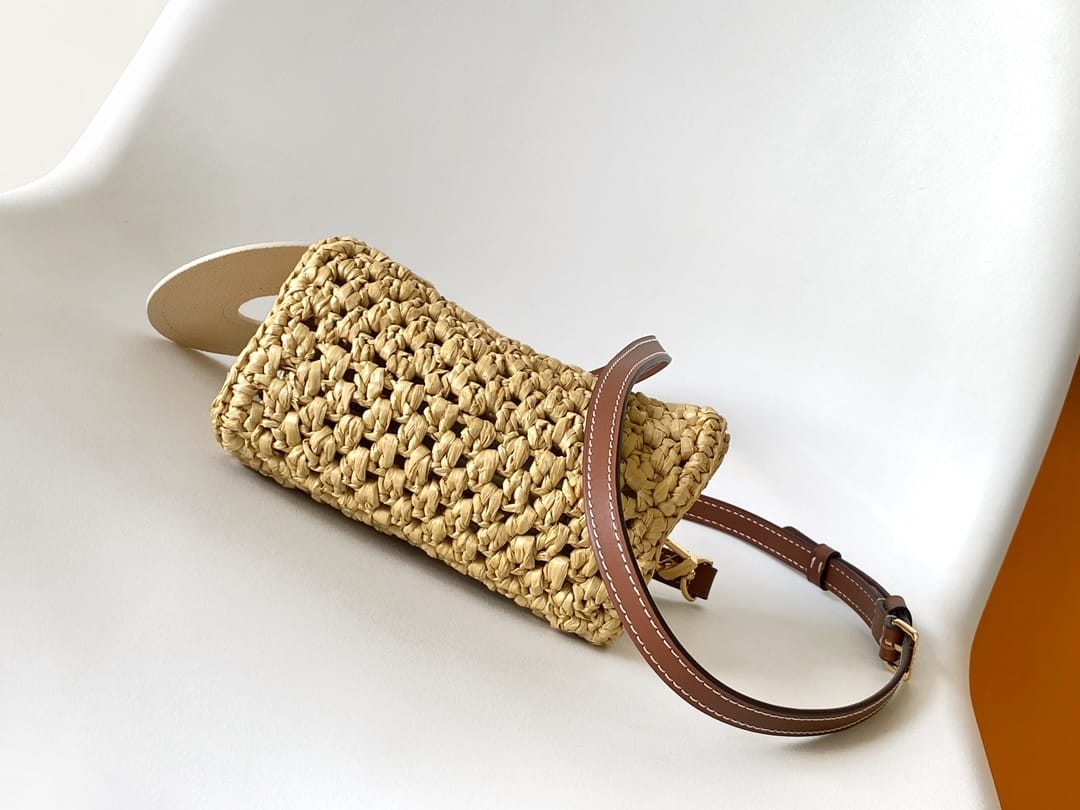 Louis Vuitton Nano Speedy Handle Shoulder Bag in Raffia - Tan