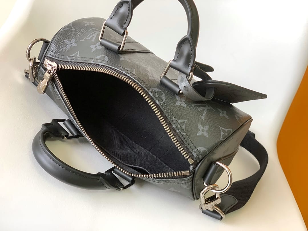 Louis Vuitton Keepall Bandoulière 25 Bag - Black