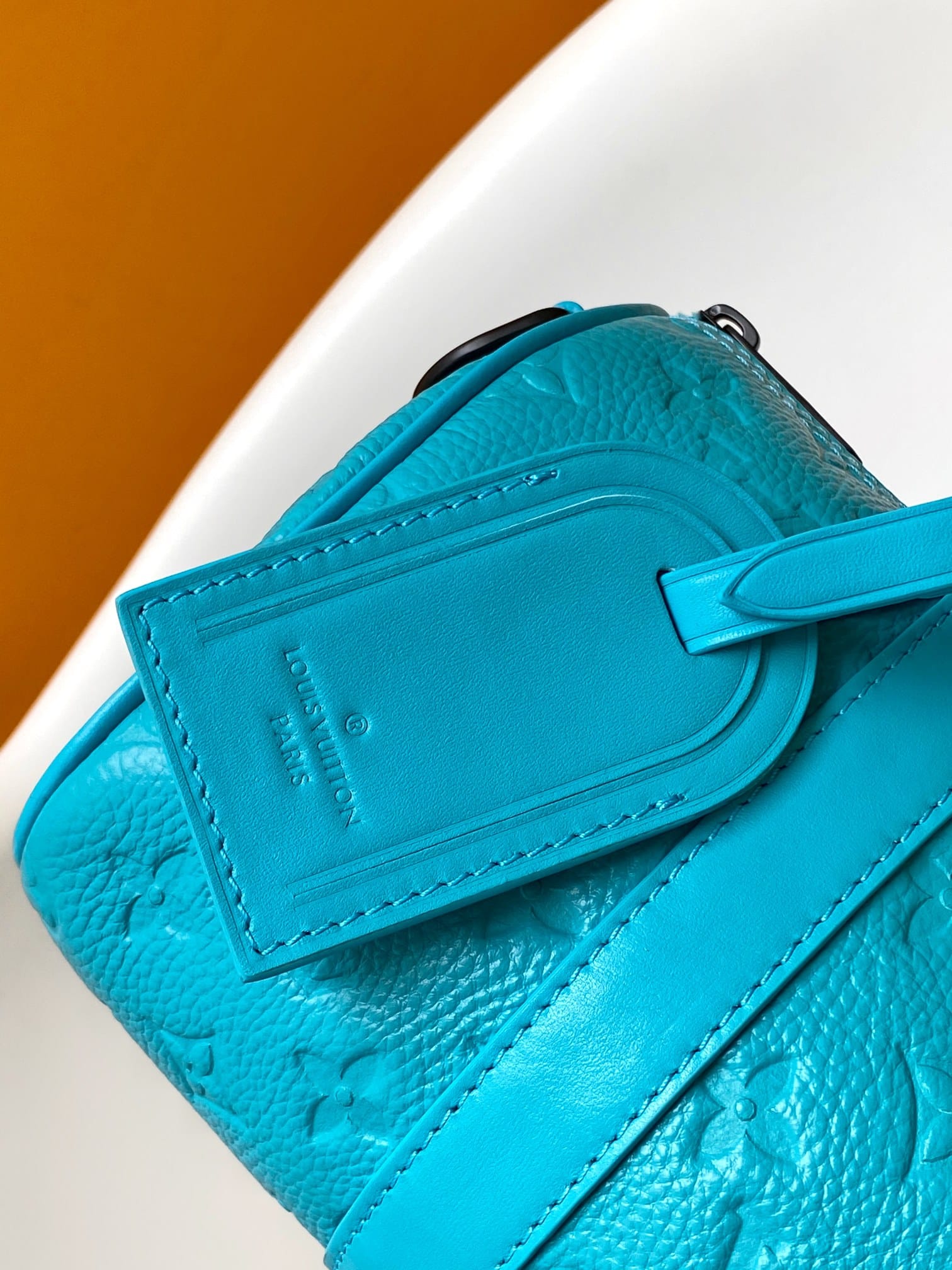 Louis Vuitton Keepall Bandoulière 25 Bag - Turquoise