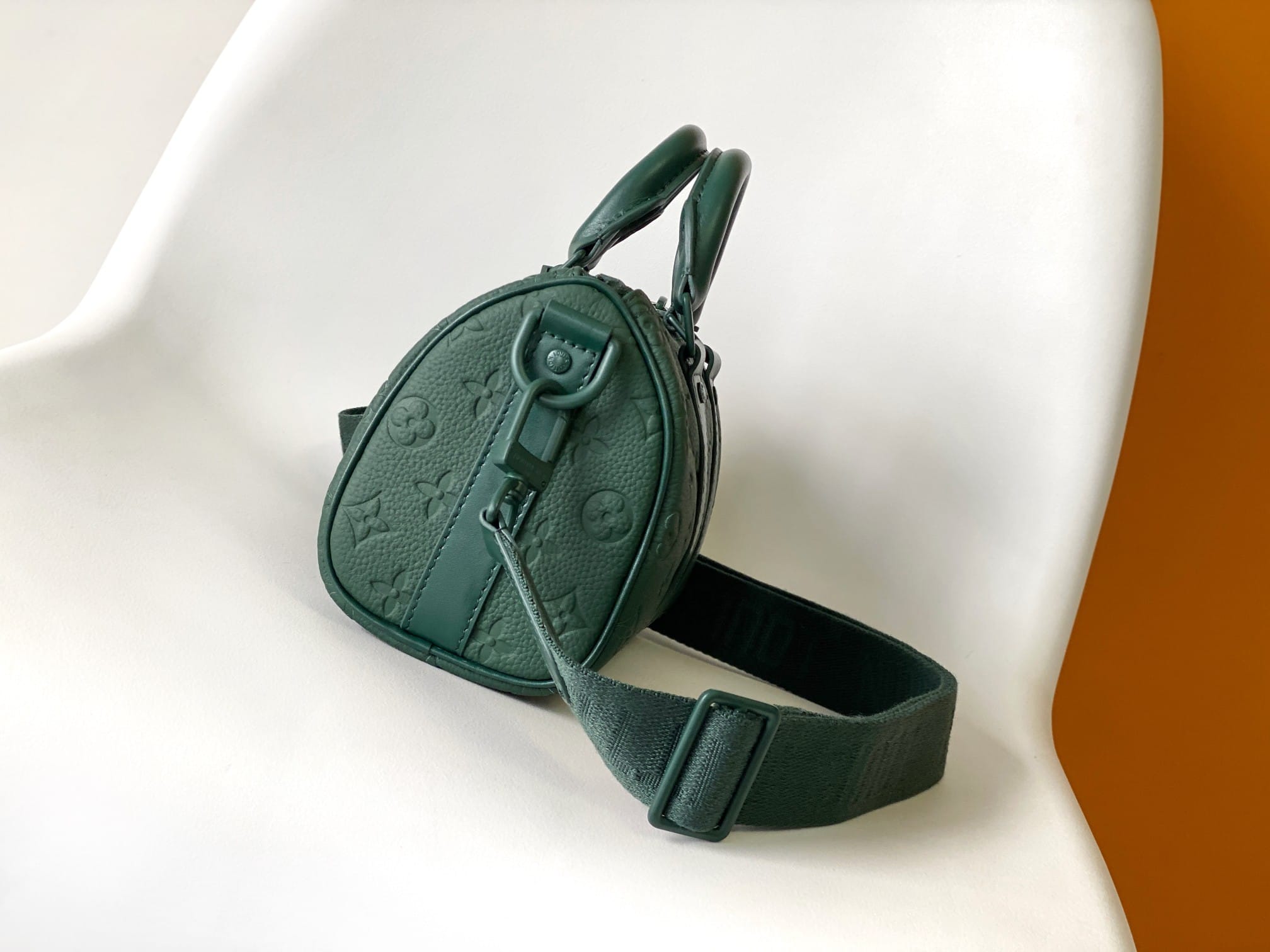 Louis Vuitton Keepall Bandoulière 25 Bag - Forest Green