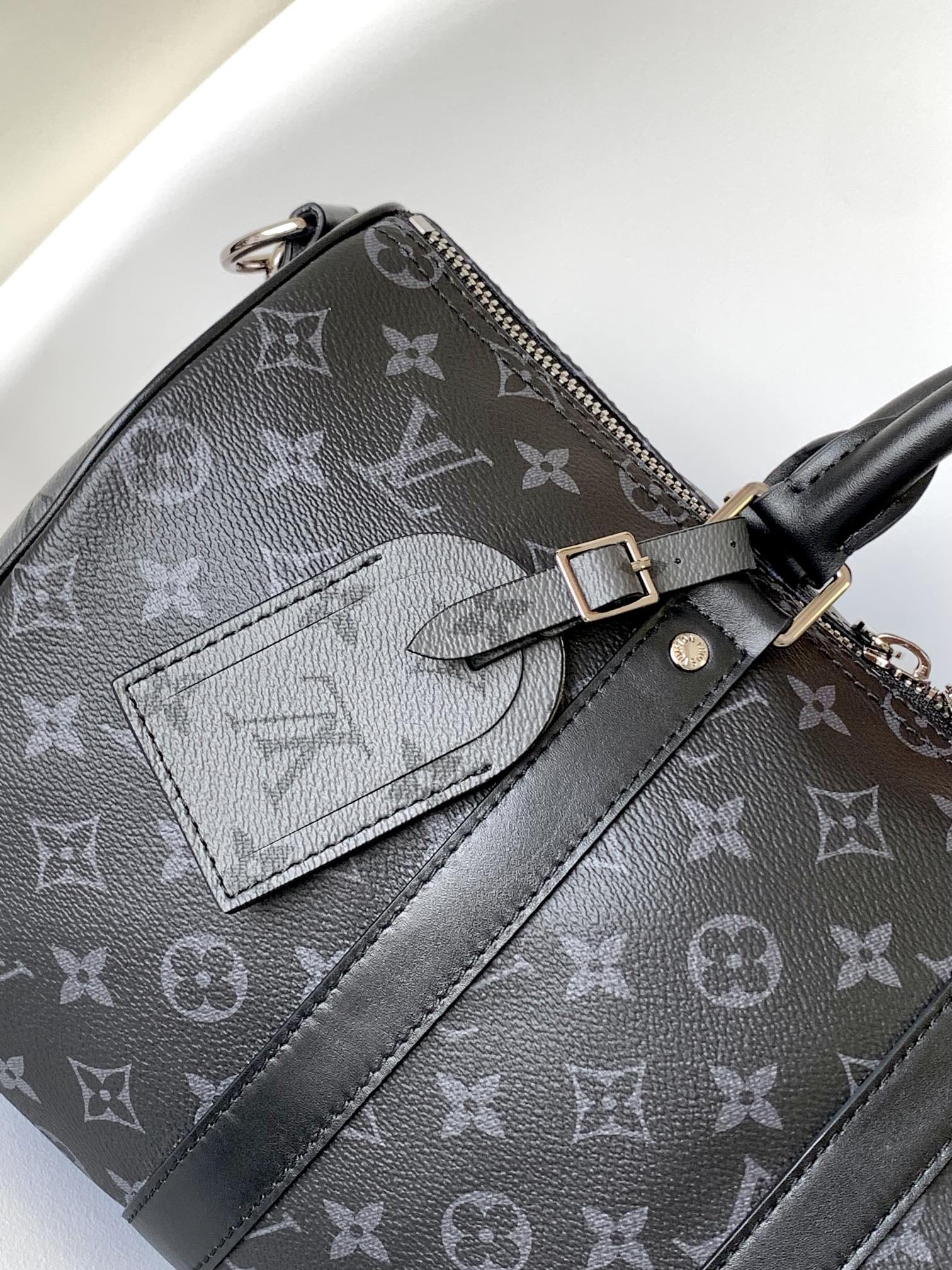 Louis Vuitton Keepall Bandoulière 35 Bag - Black