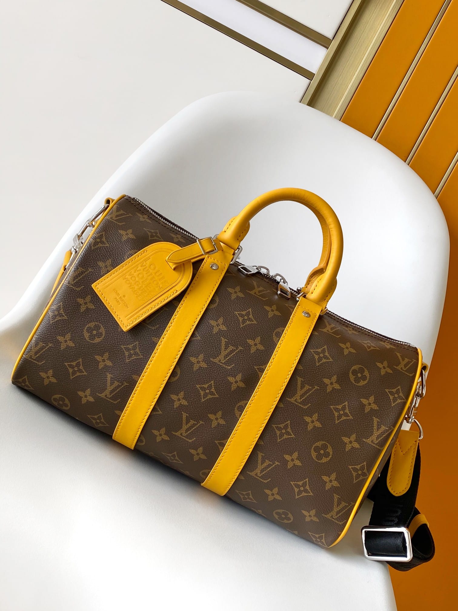 Louis Vuitton Keepall Bandoulière 35 Bag - Safran Yellow