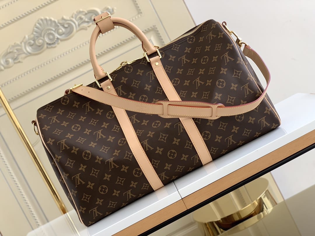 Louis Vuitton Keepall Bandoulière 45 Bag in Monogram Canvas