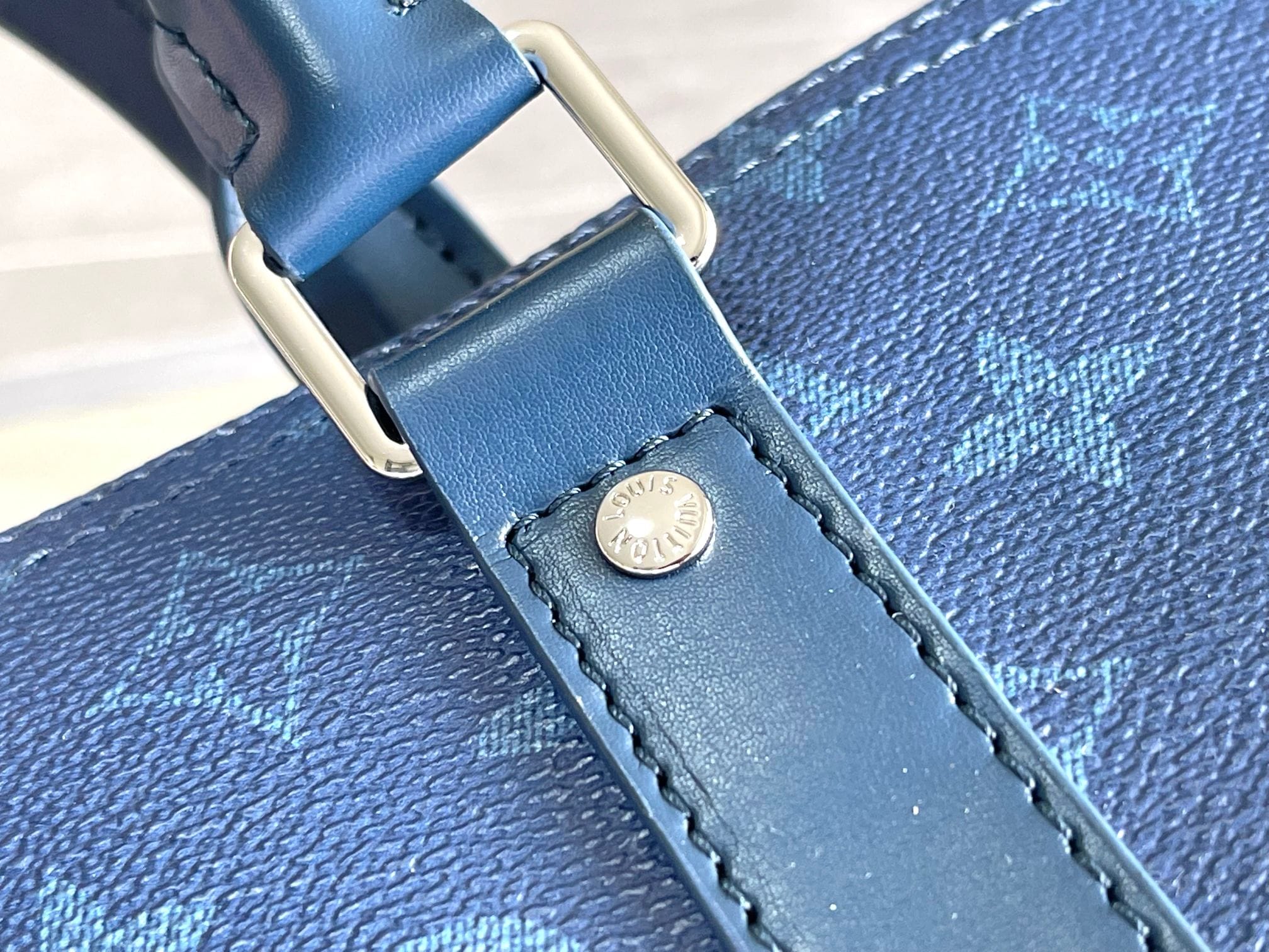 Louis Vuitton Keepall Bandoulière 55 Bag in Monogram Canvas - Navy Blue