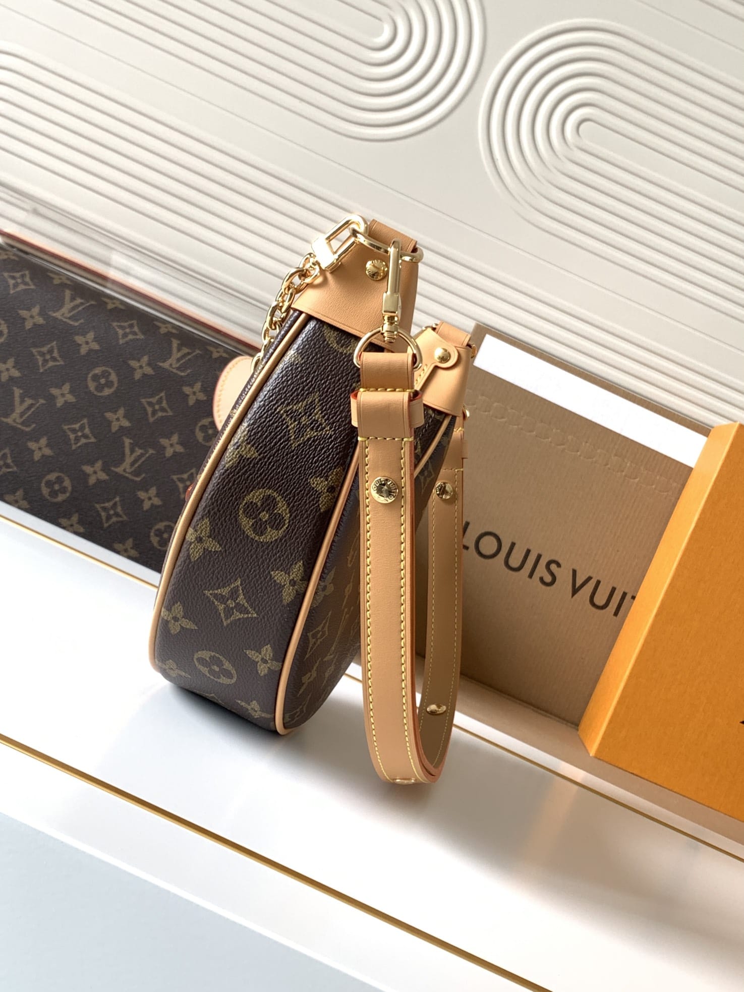 Louis Vuitton Loop Shoulder Cross-body Bag in Monogram Canvas