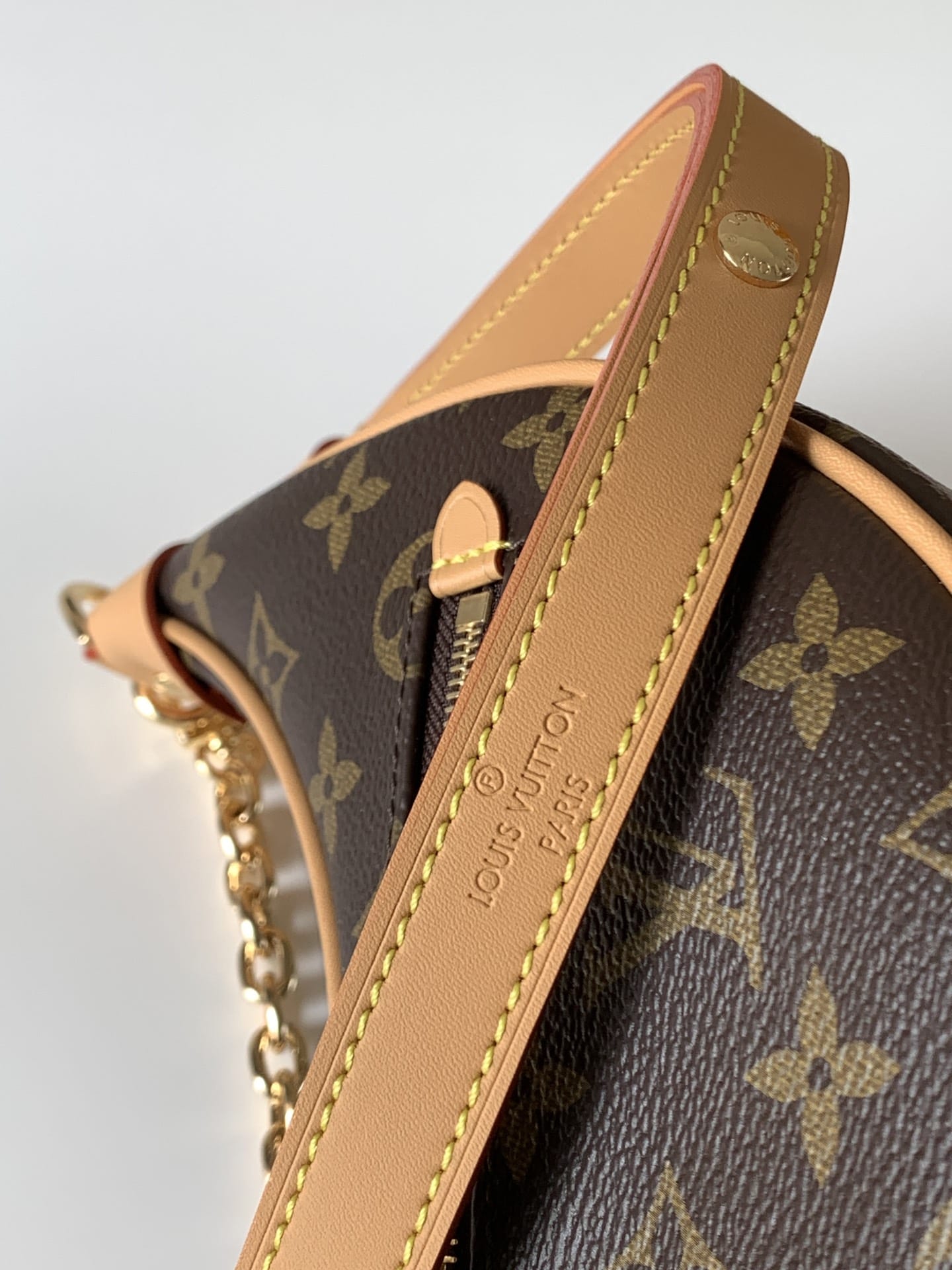 Louis Vuitton Loop Shoulder Cross-body Bag in Monogram Canvas