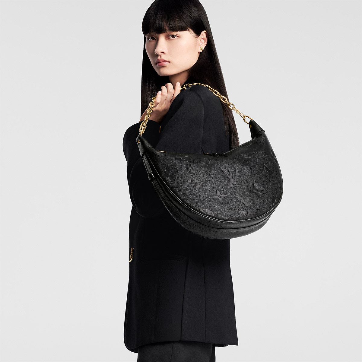 Louis Vuitton Loop Hobo Bag in Monogram Empreinte Leather - Black