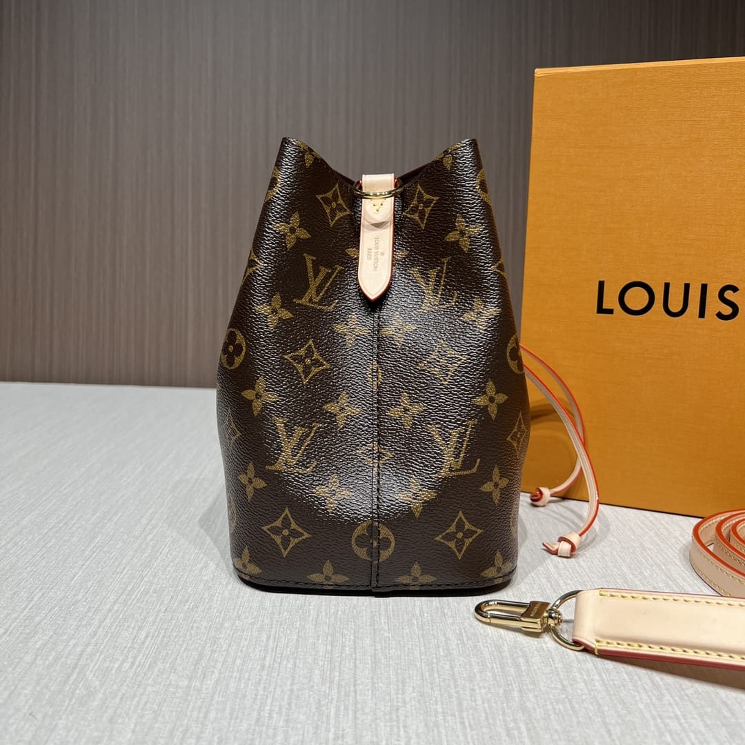 Louis Vuitton NéoNoé BB Bucket Bag in Monogram Canvas