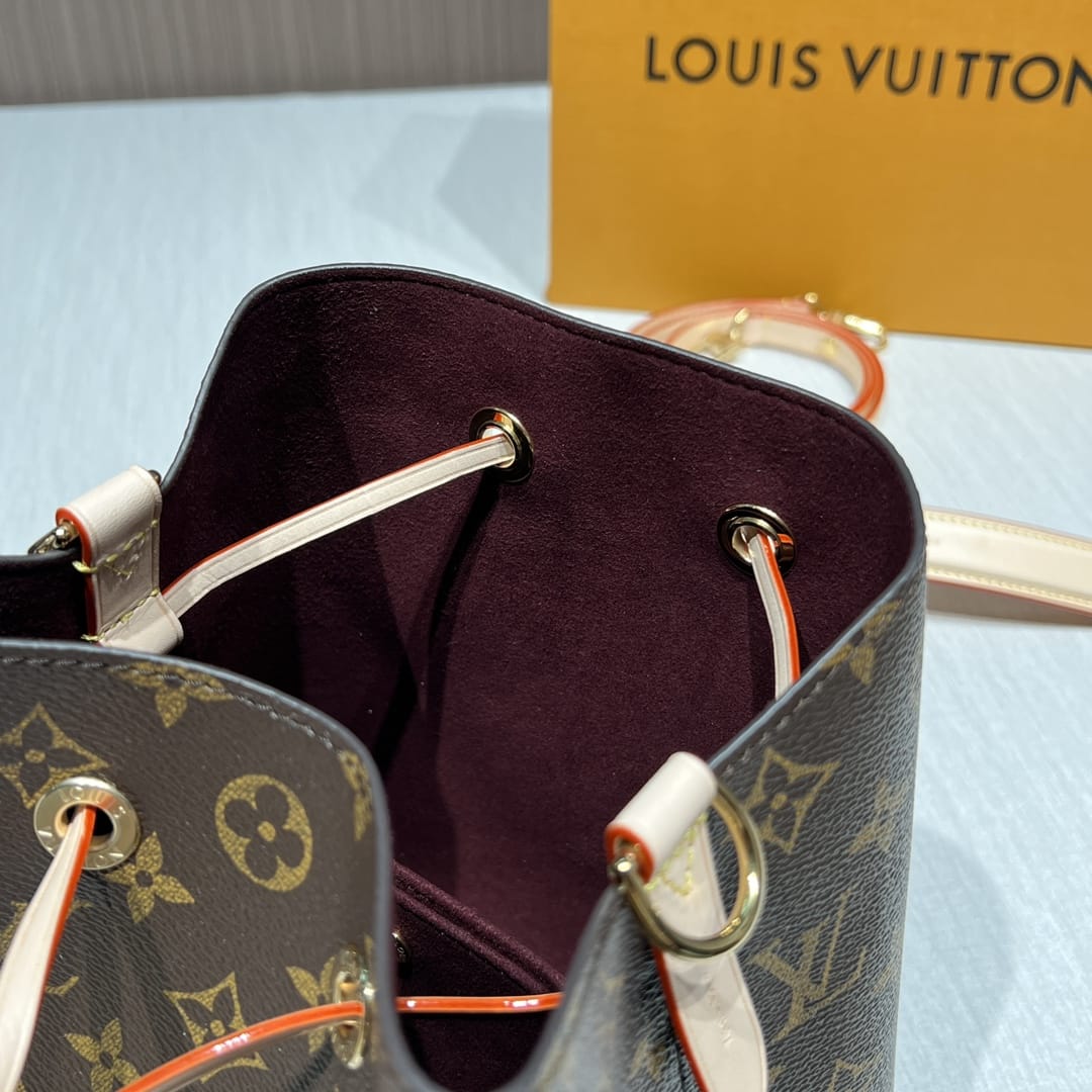 Louis Vuitton NéoNoé BB Bucket Bag in Monogram Canvas