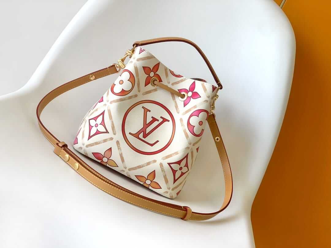 Louis Vuitton NéoNoé BB Bucket Bag in Monogram Canvas - Coral