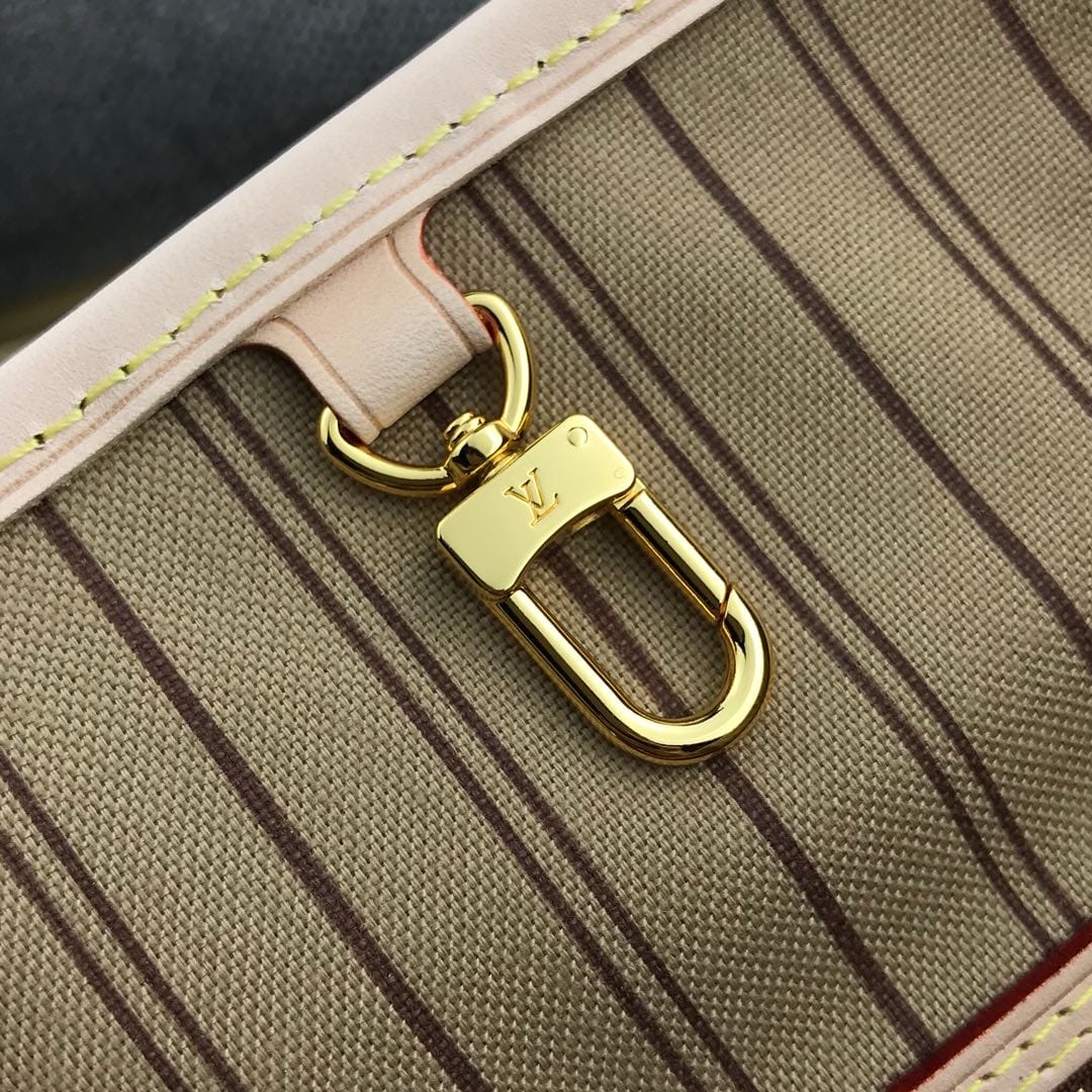 Louis Vuitton Neverfull PM Tote Bag in Monogram Canvas - Beige