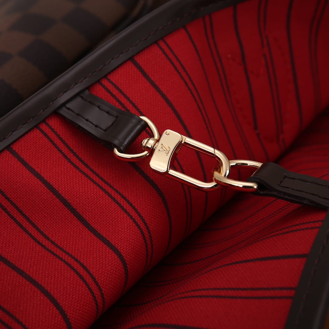 Louis Vuitton Neverfull MM Tote Bag in Damier Ebene Canvas - Cerise Red