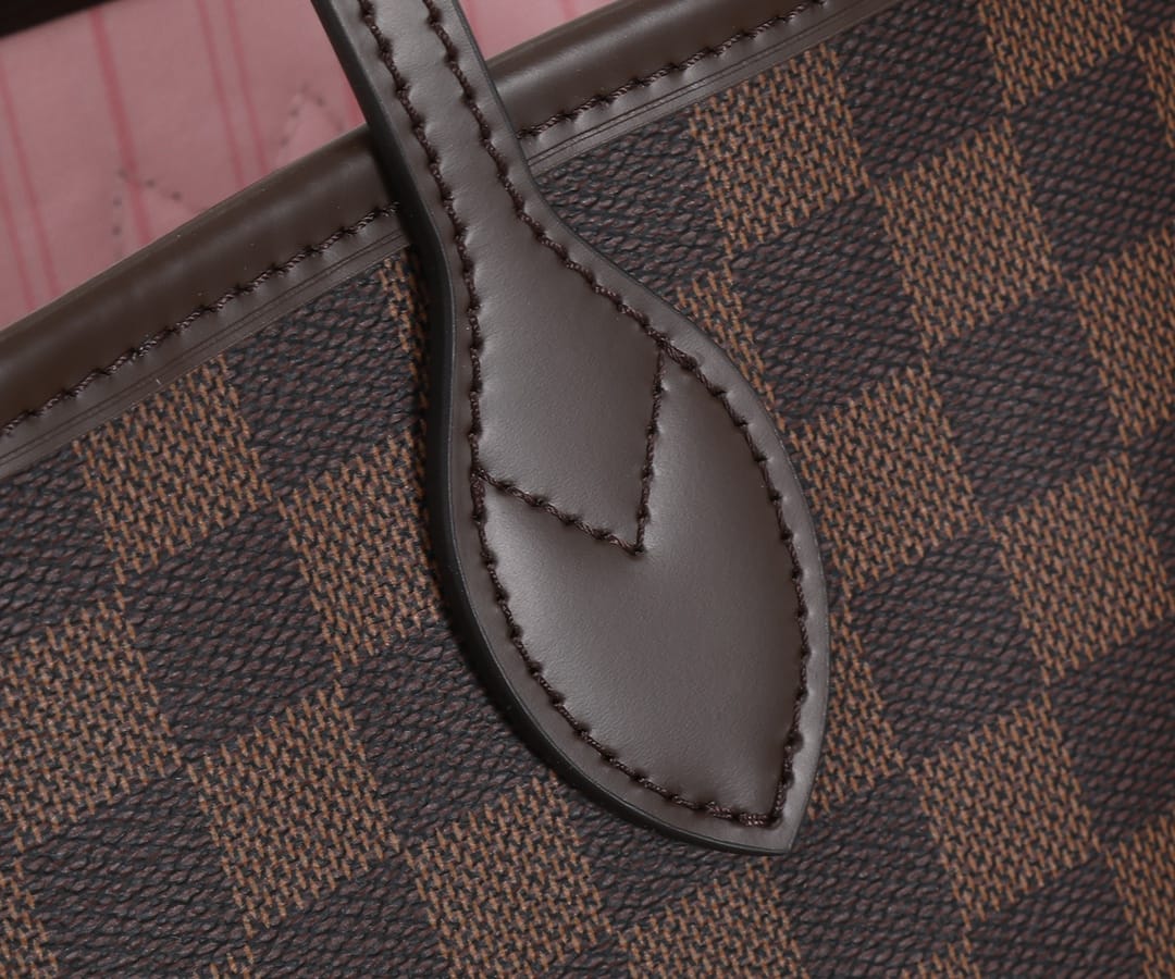 Louis Vuitton Neverfull MM Tote Bag in Damier Ebene Canvas - Pink