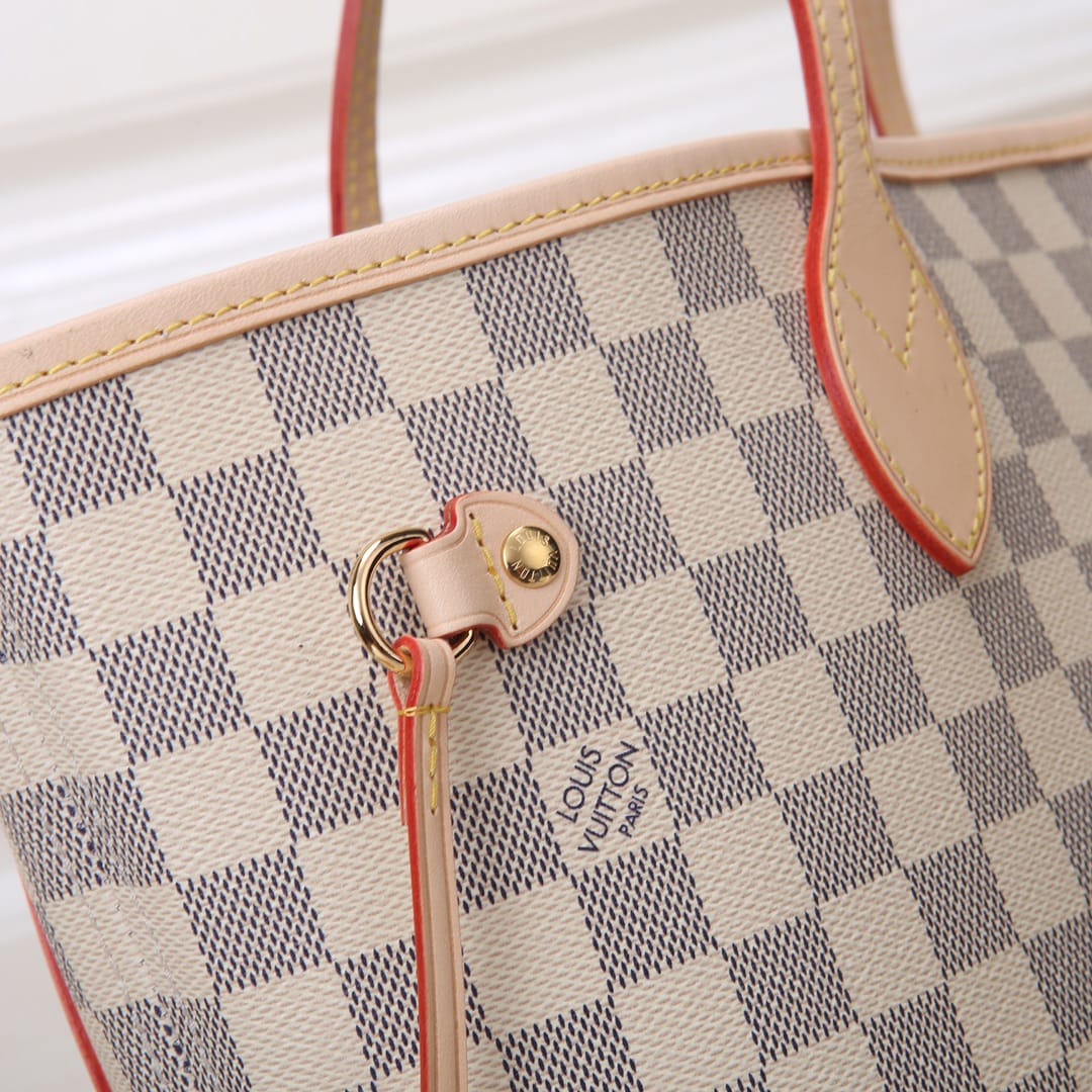 Louis Vuitton Neverfull MM Tote Bag in Damier Azur Canvas - Beige