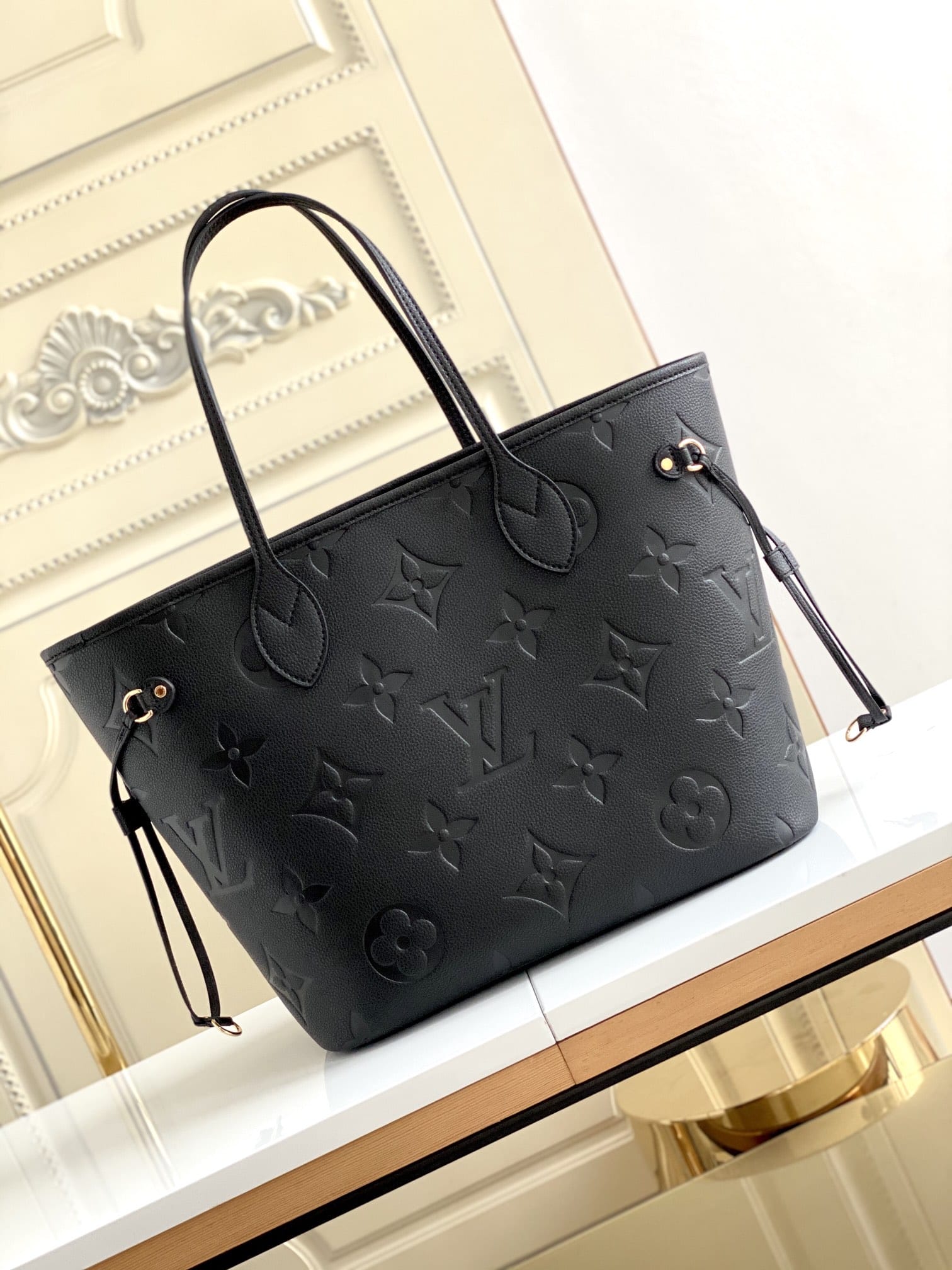 Louis Vuitton Neverfull MM Tote Bag in Monogram Empreinte Leather - Black