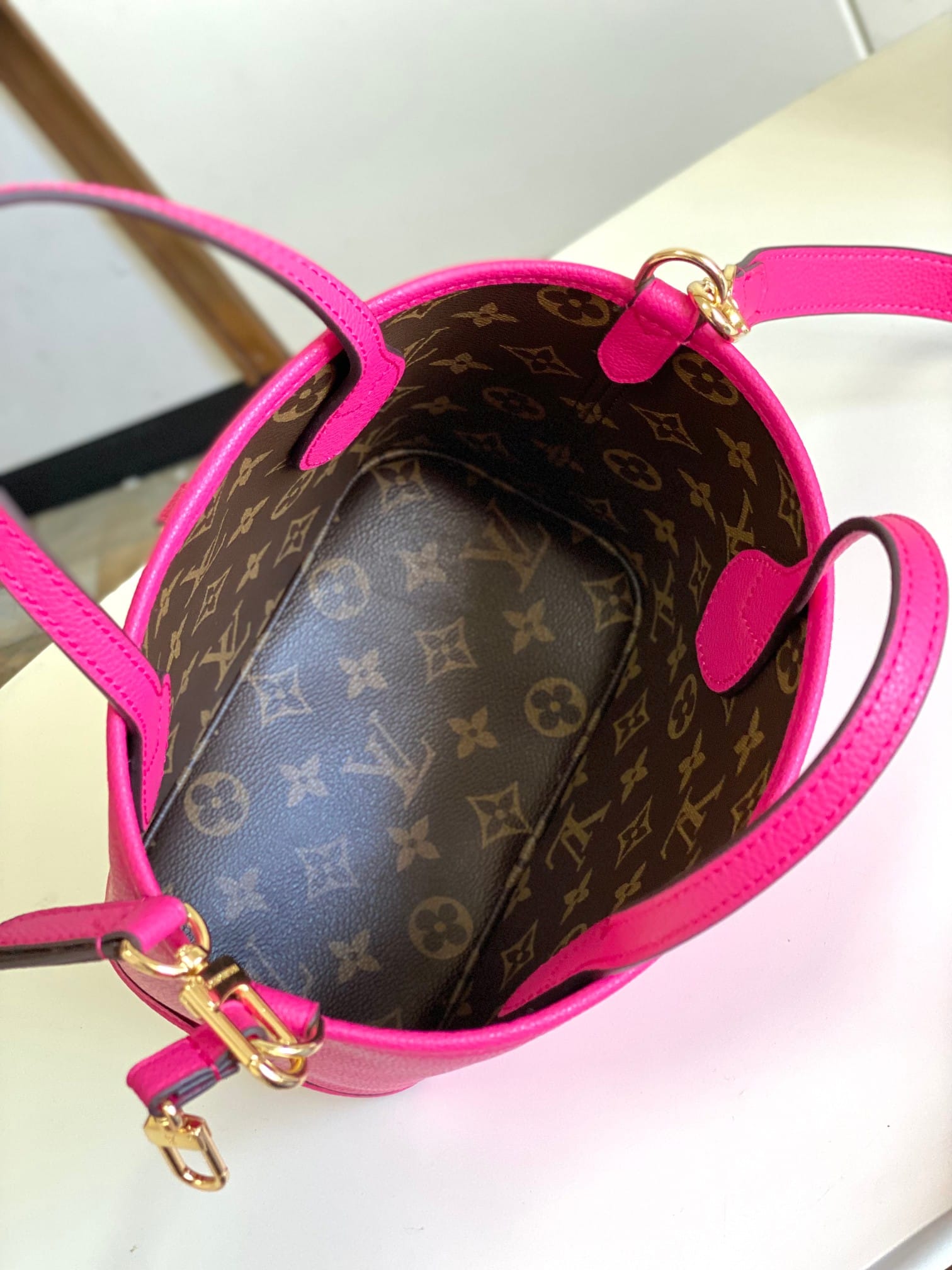 Louis Vuitton Neverfull Bandoulière Inside Out BB Handbag - Rose Pondichery/Monogram