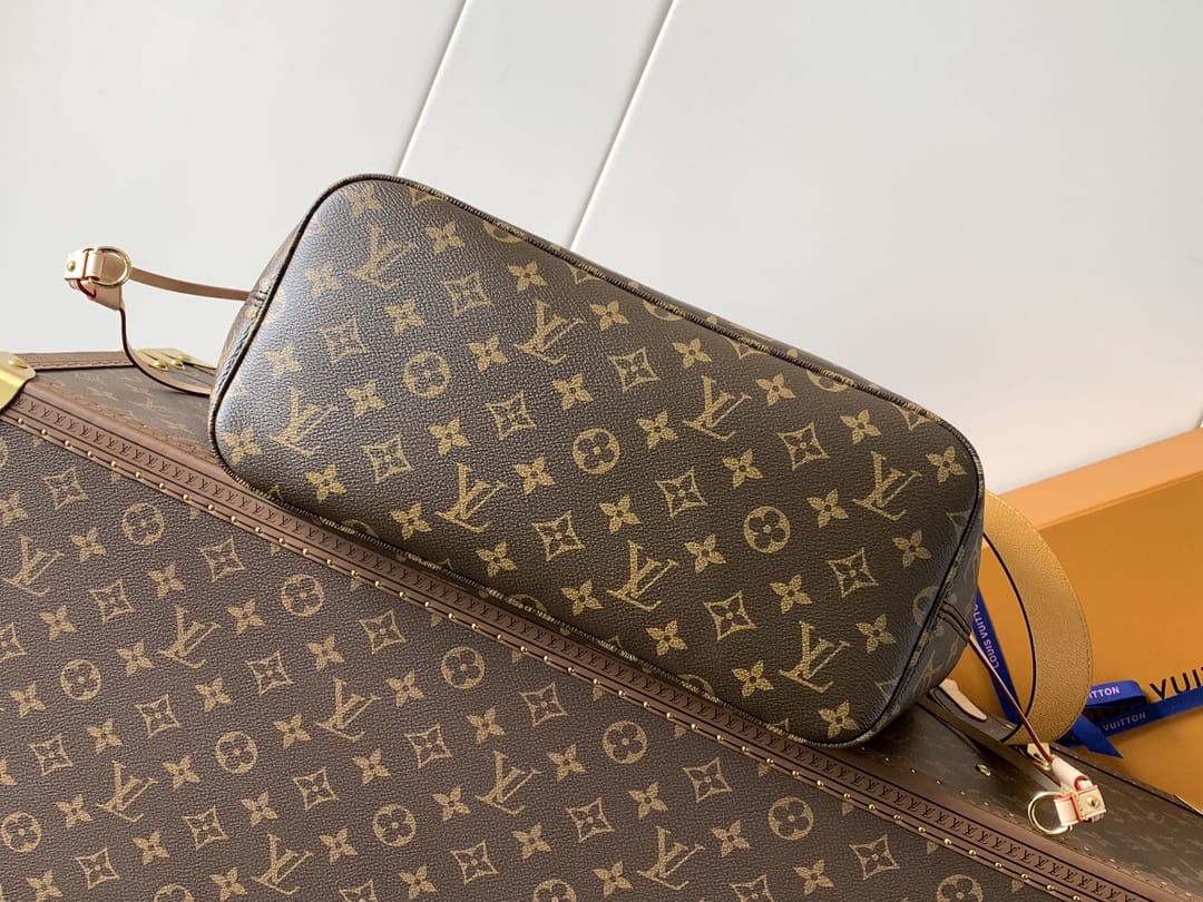 Louis Vuitton Neverfull Bandoulière Inside Out MM Tote Bag - Monogram/Jaune Safran