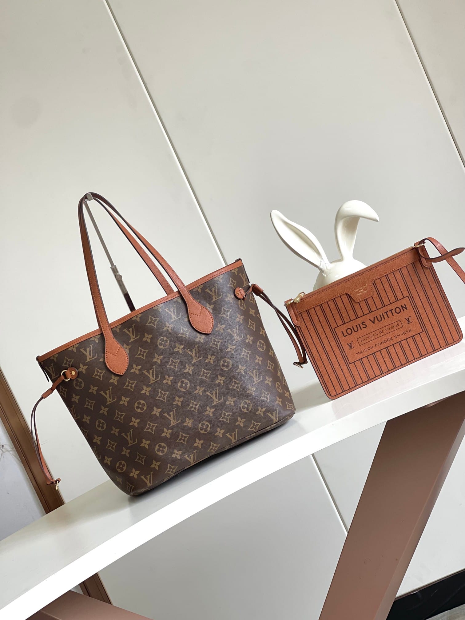 Louis Vuitton Neverfull Bandoulière Inside Out MM Tote Bag - Tan