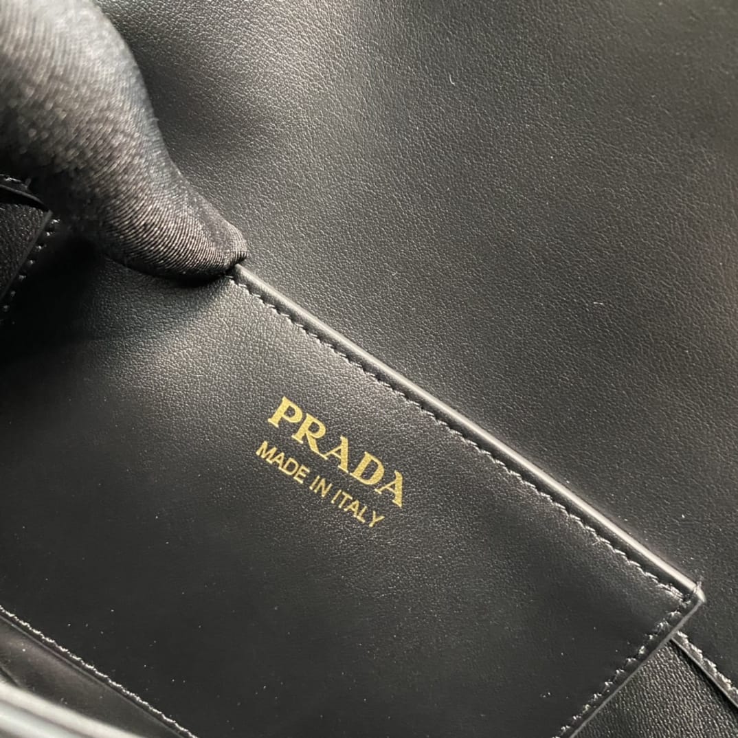 Prada Arqué Leather Shoulder Bag with Flap - Black