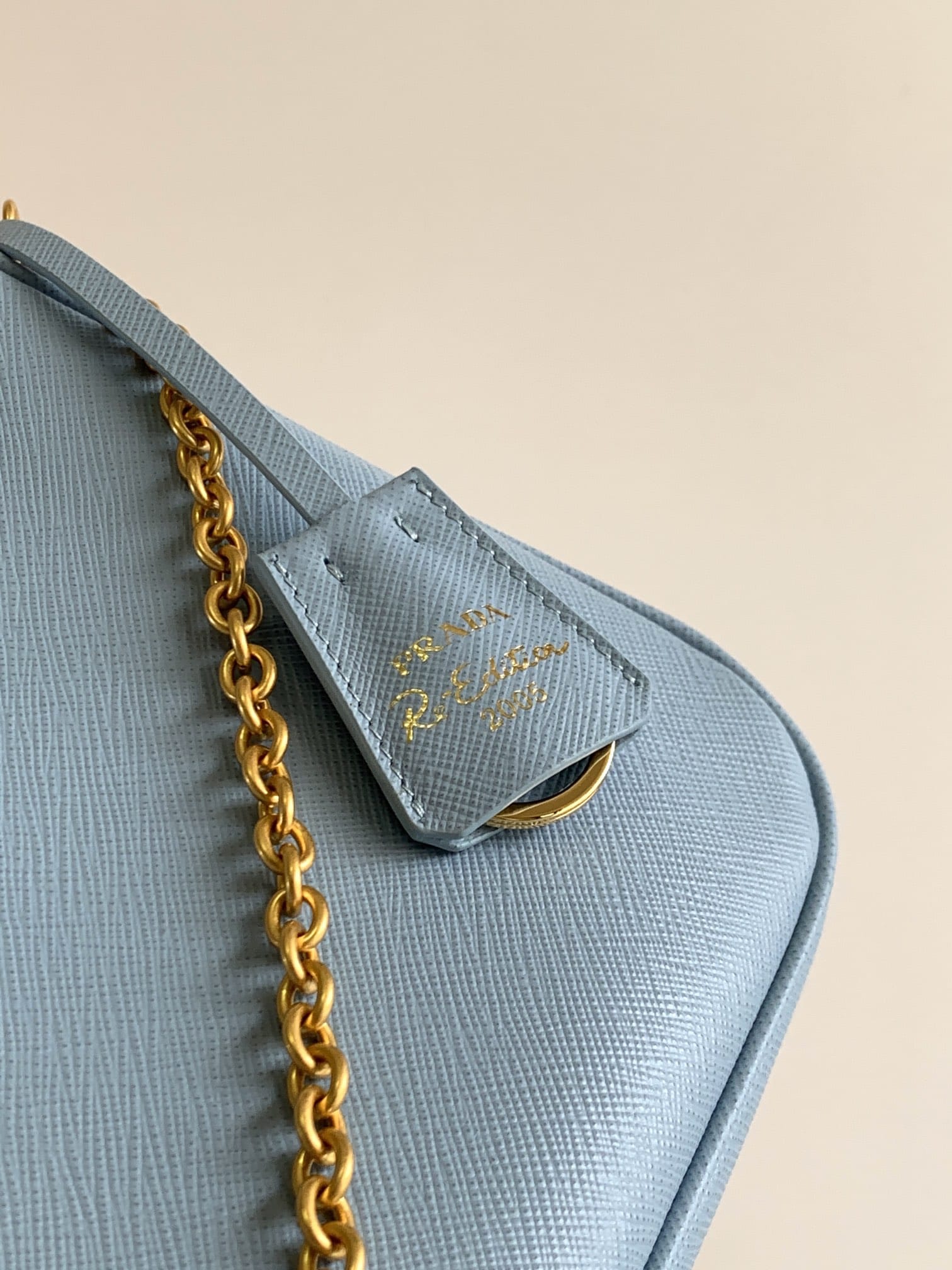 Prada Re-Edition 2005 Saffiano Leather Shoulder Bag - Pale Blue