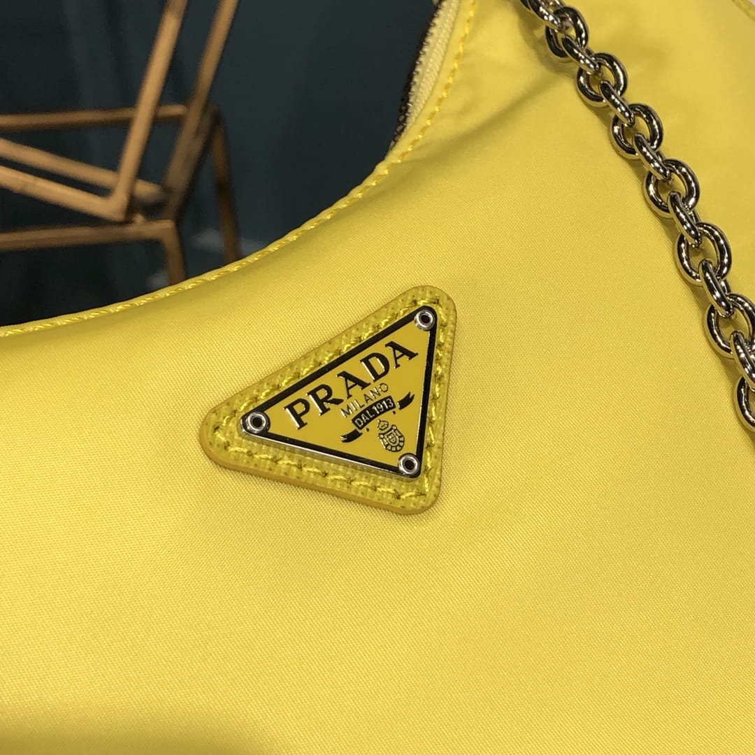 Prada Re-Edition 2005 Re-Nylon and Saffiano Shoulder Bag - Citron Yellow