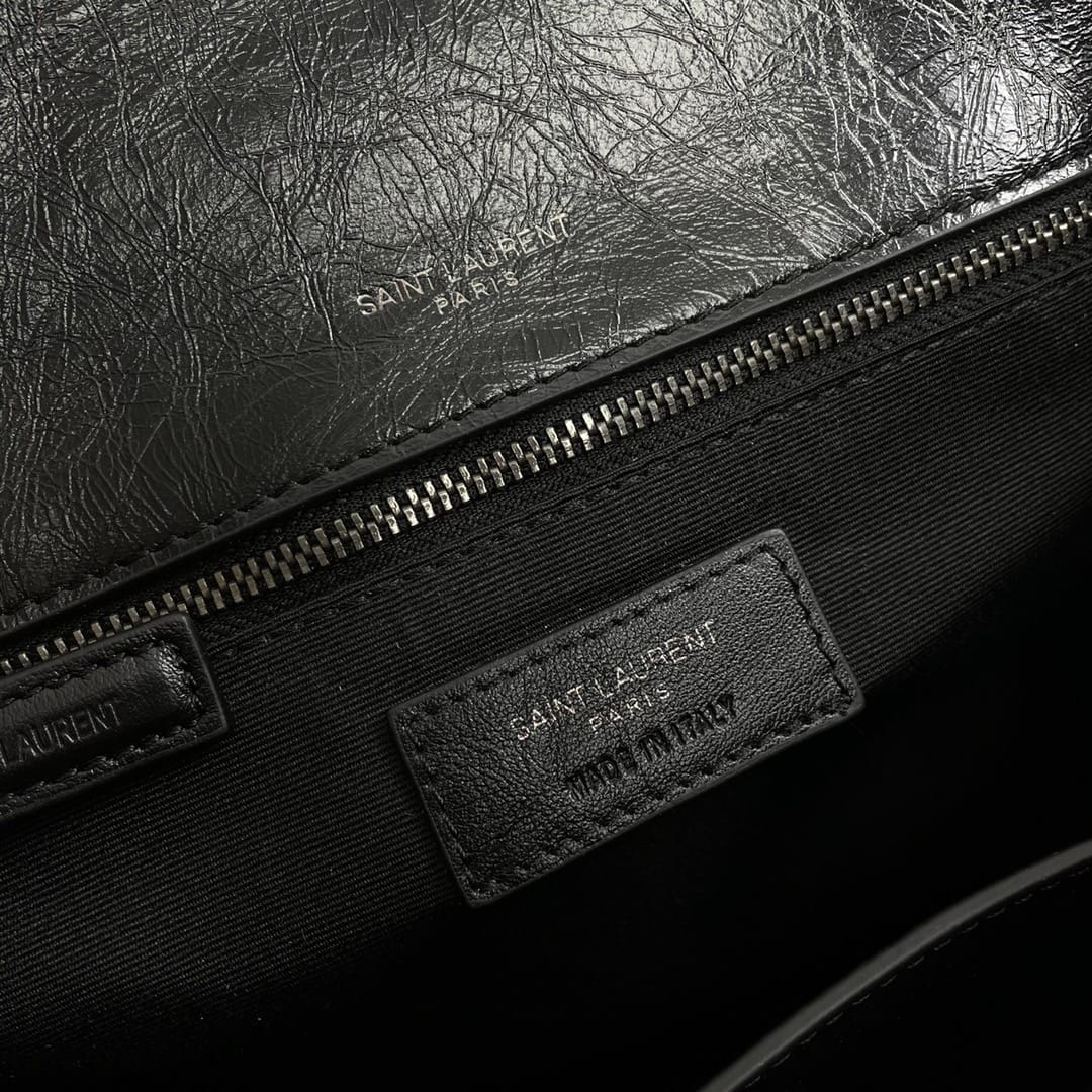 Saint Laurent Niki Medium Shoulder Bag In Vintage Leather - Black & Silver